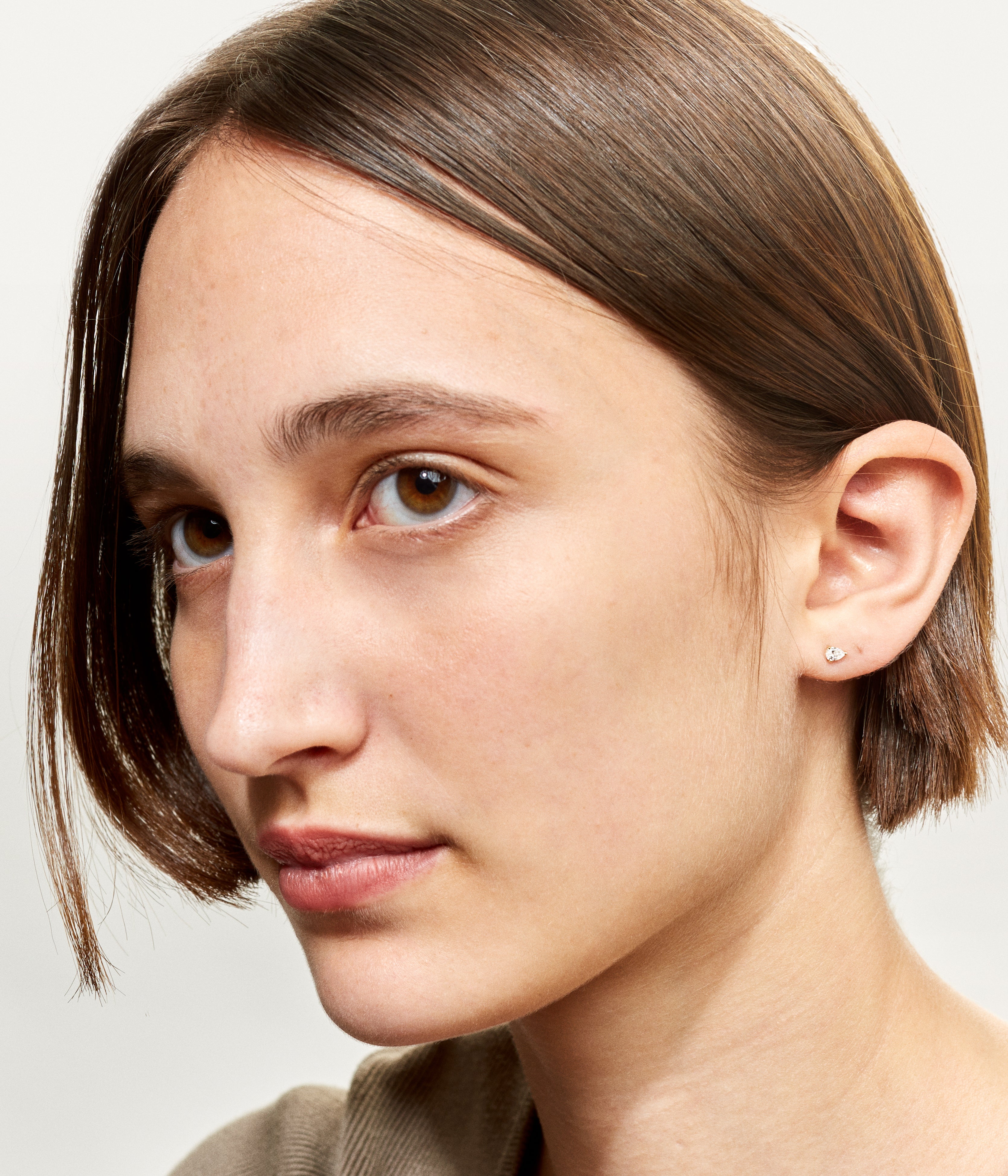 Pear Yellow gold & Diamond Stud