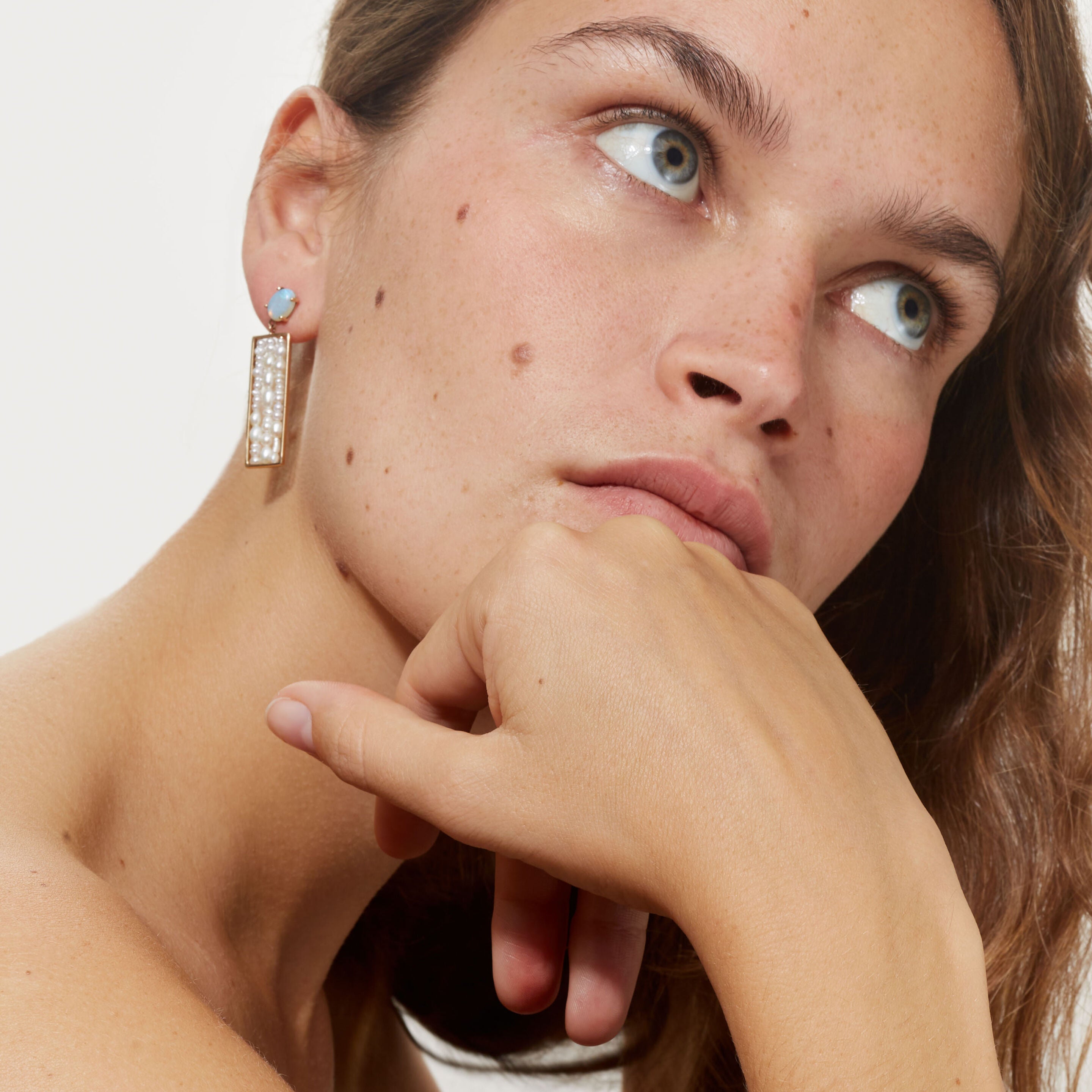 Long Metaphor opal and pearls earrings