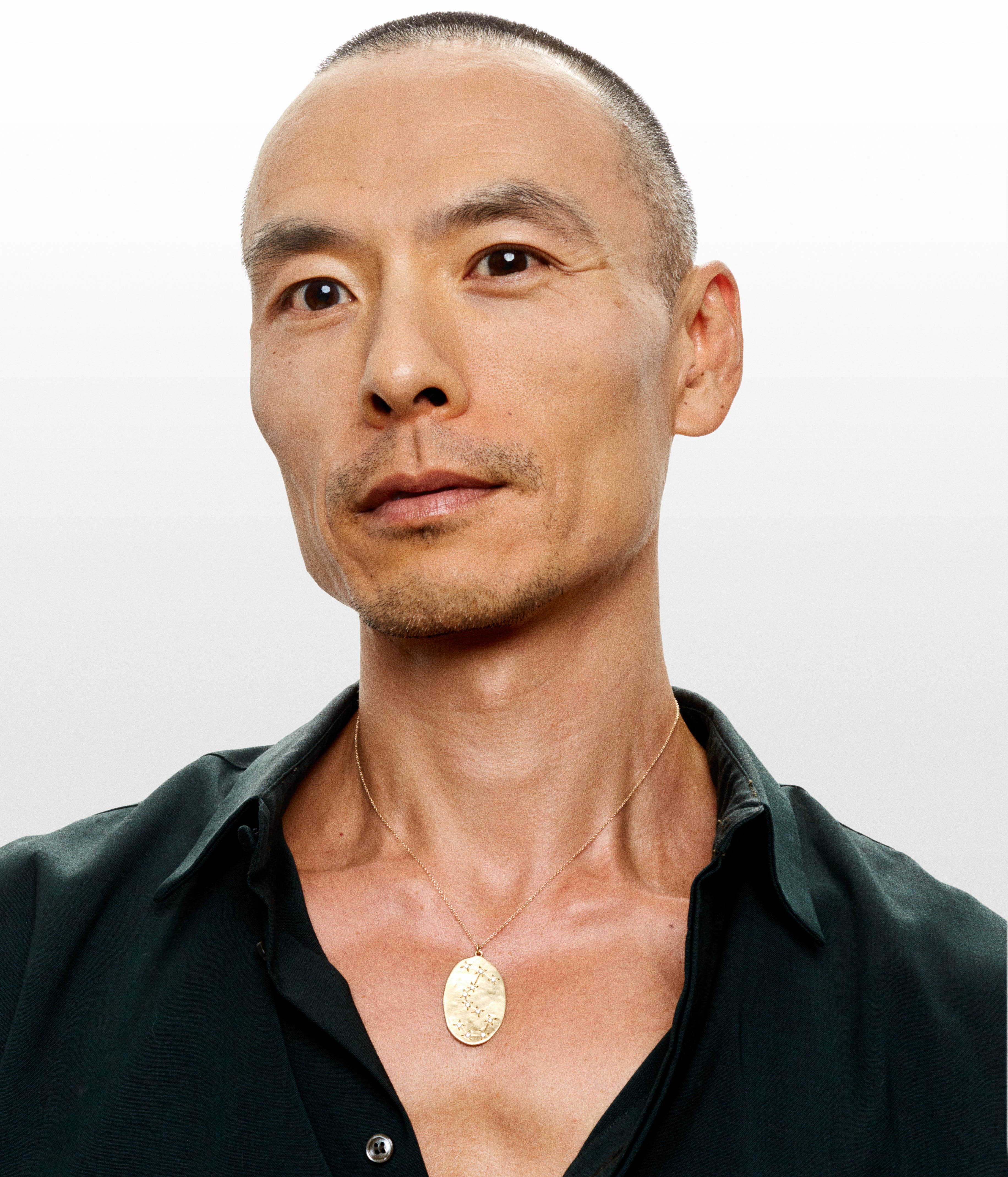 Leo medallion diamond necklace