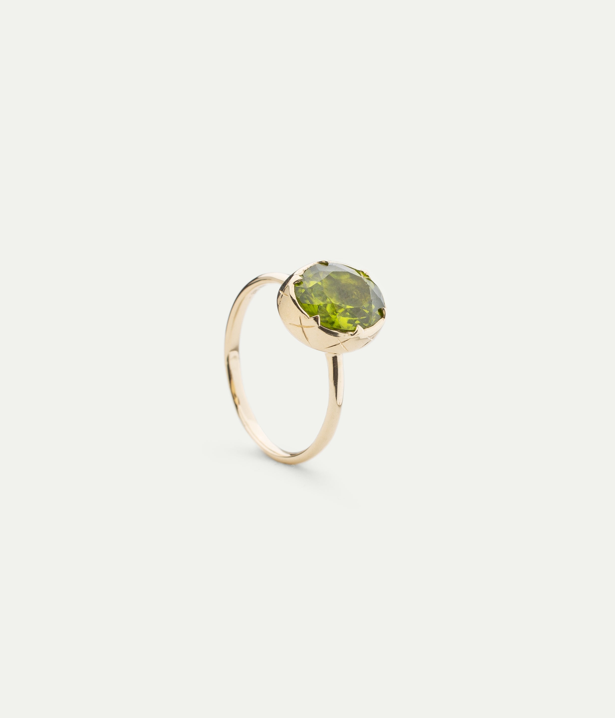 Jelly Peridot ring