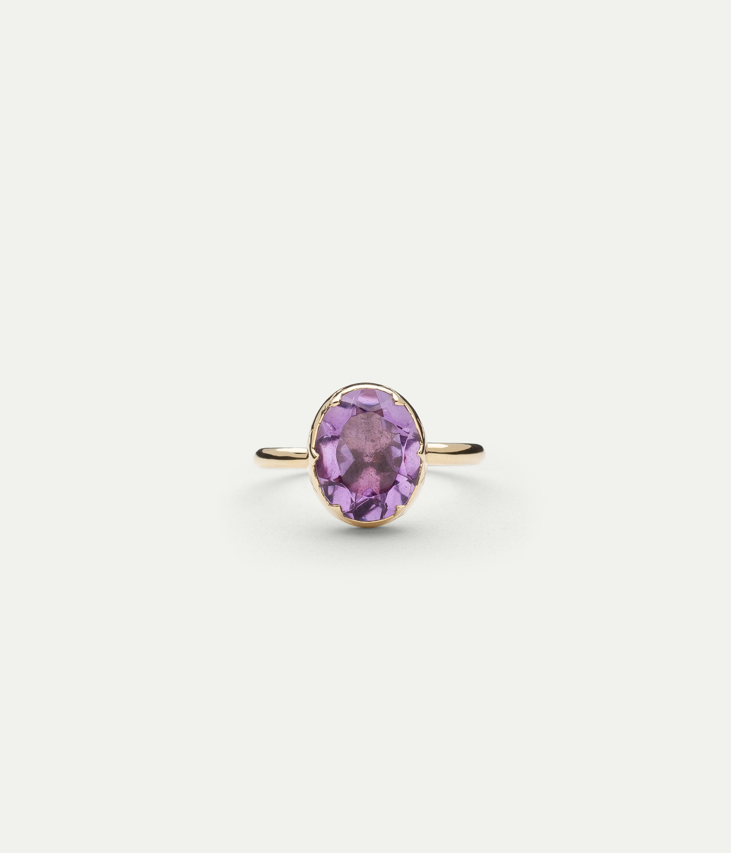 Jelly light amethyst ring