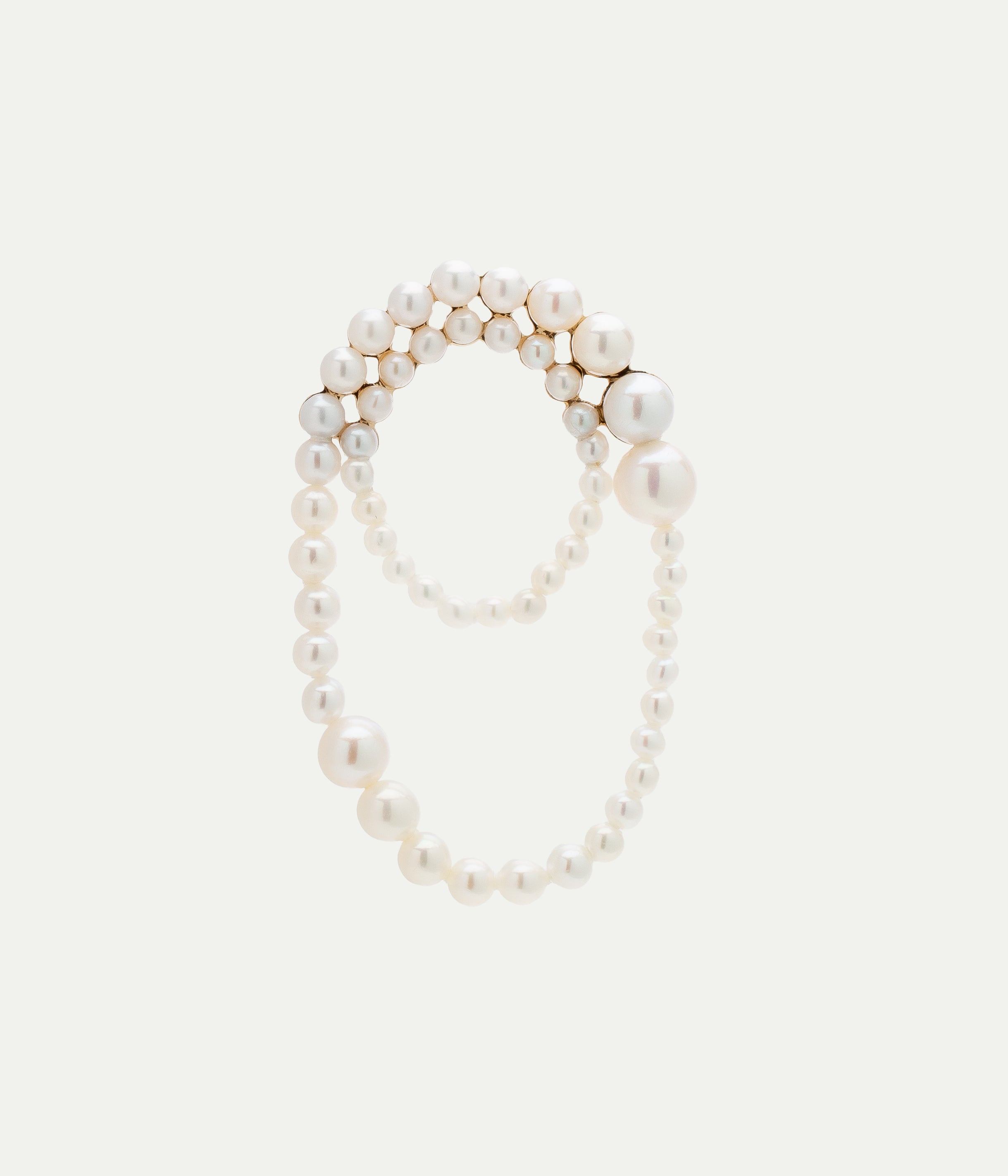 Embrasse right earrings