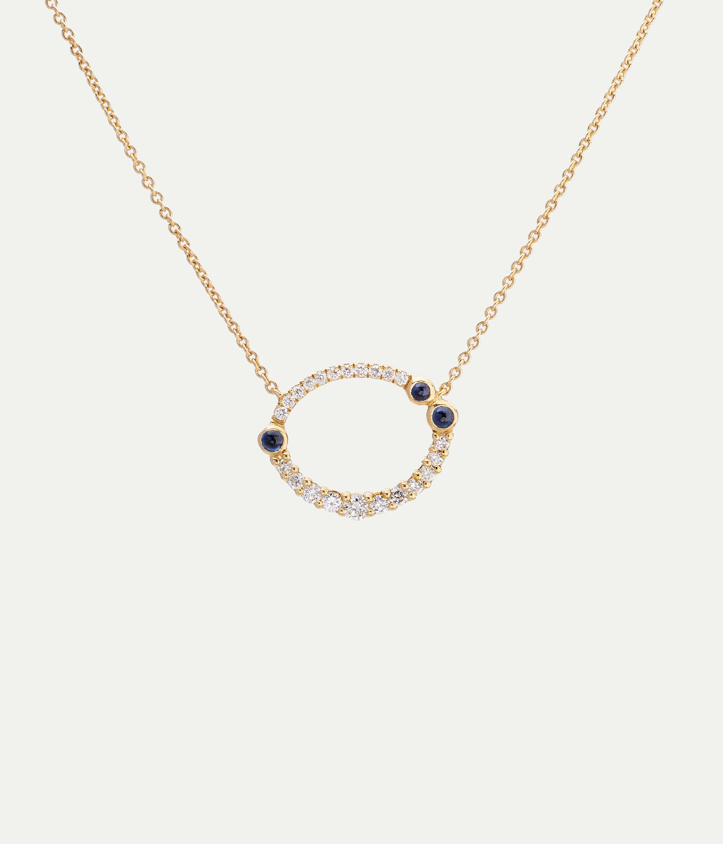 Simone blue sapphires necklace