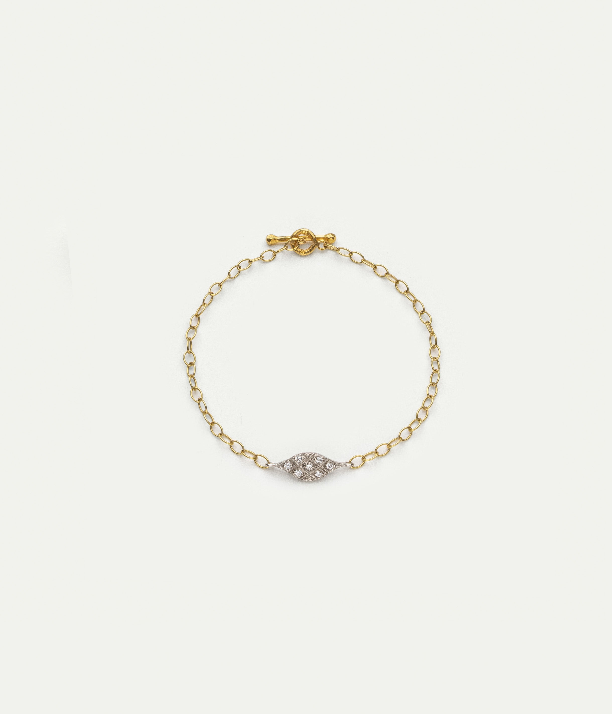 Small Acorn diamonds bracelet