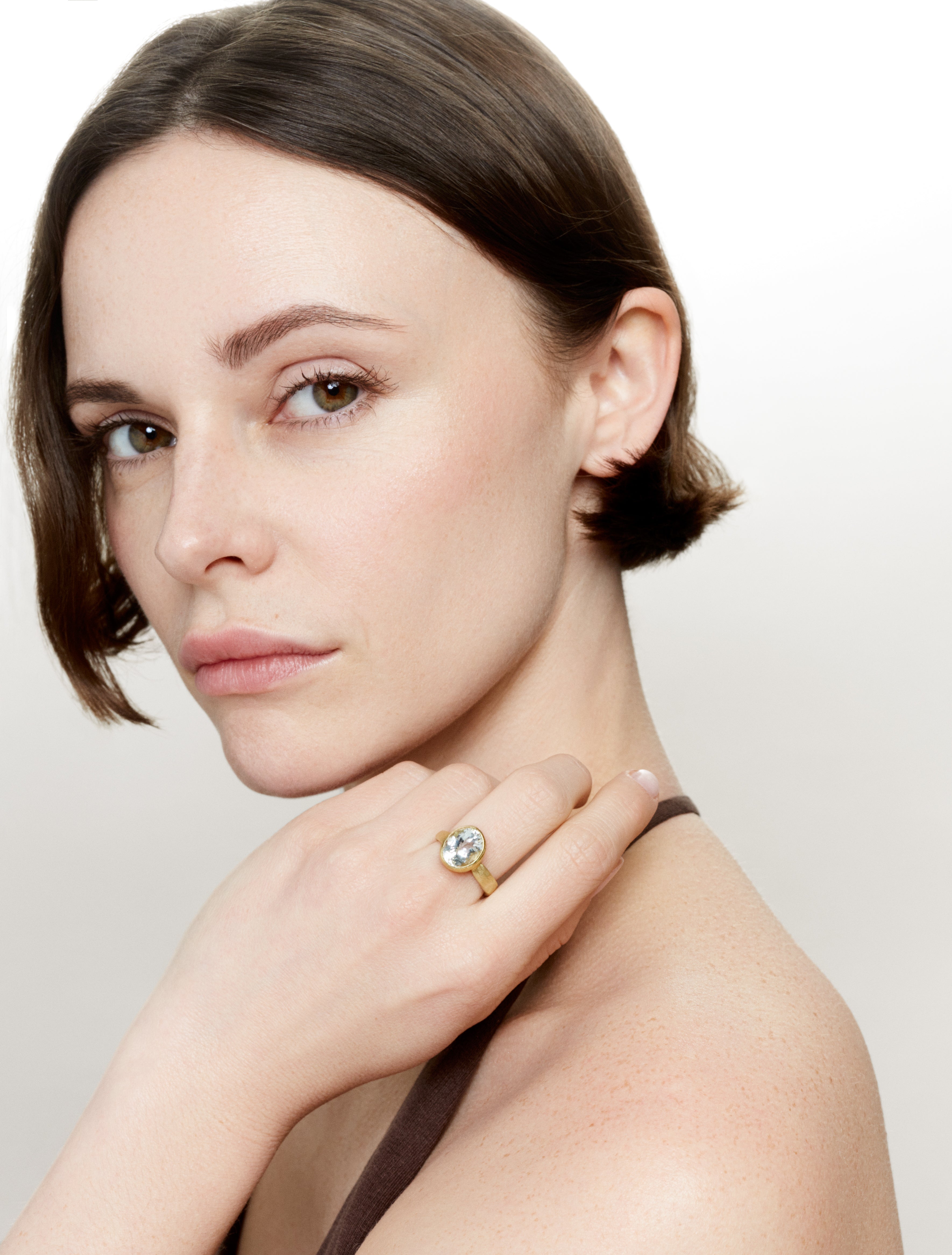 Oval Aqua Aquamarine Ring