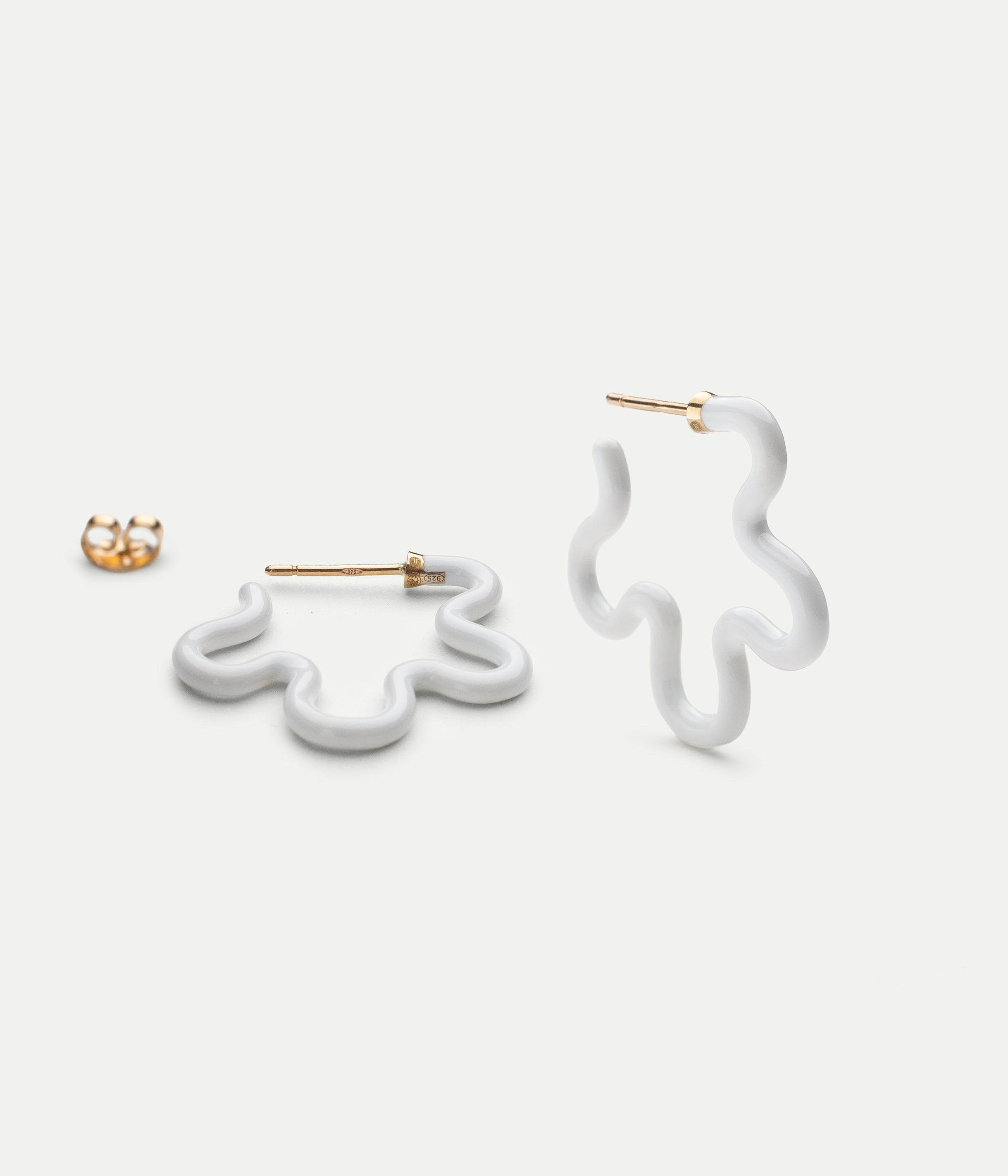Two Tone Flower White Earrings