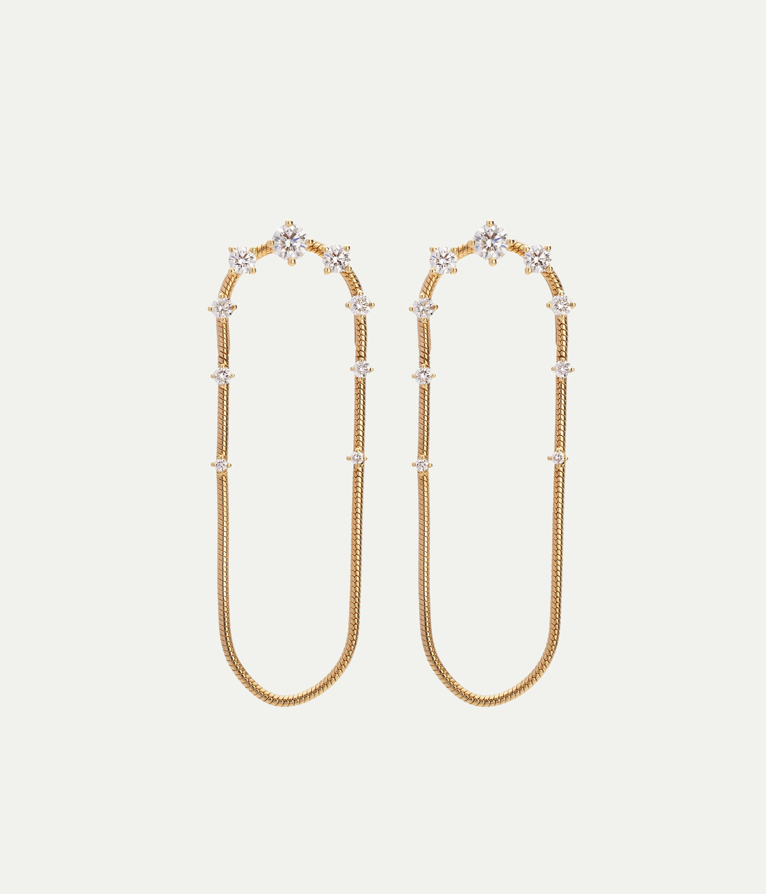 Single Chain Medium earrings