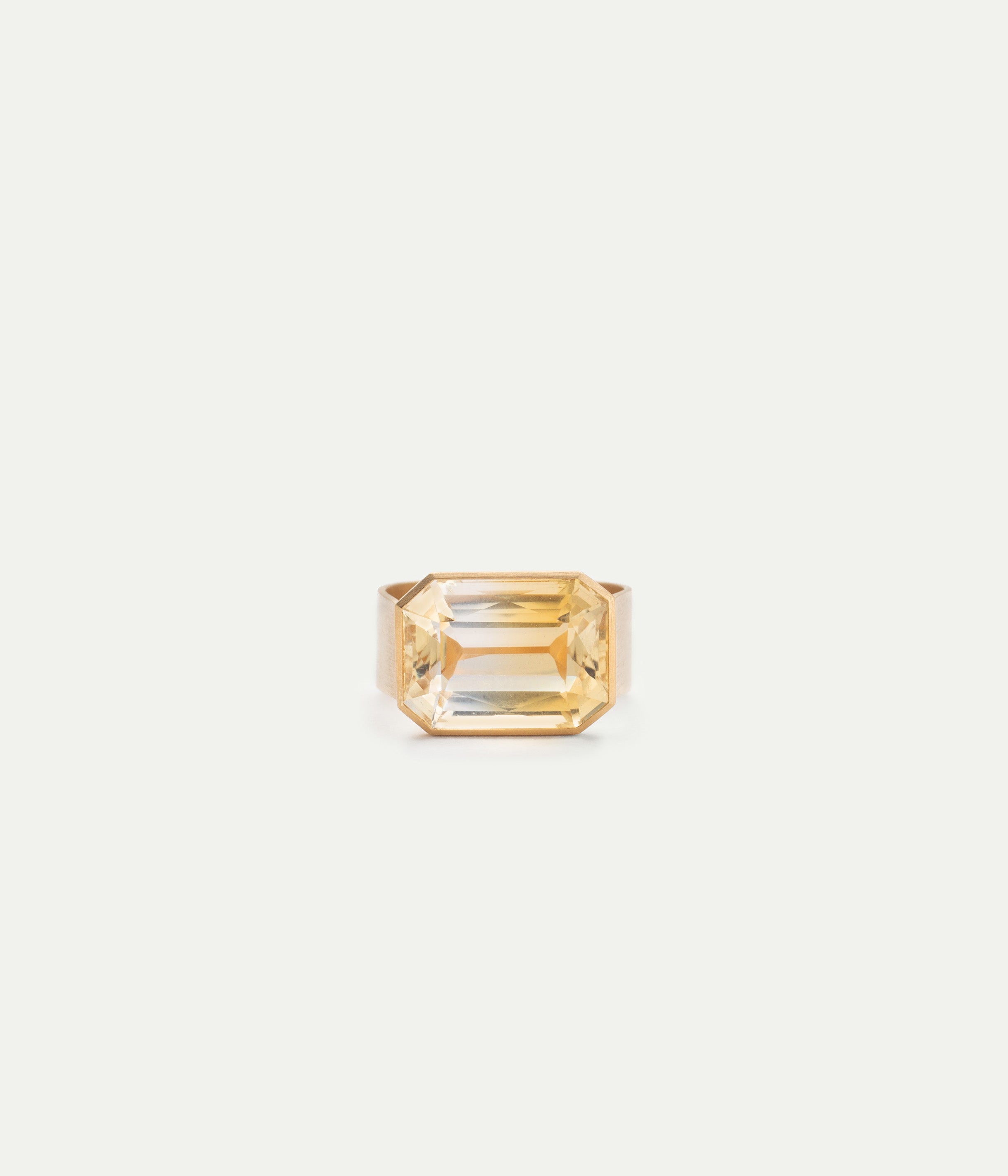 Bicolore Citrine ring