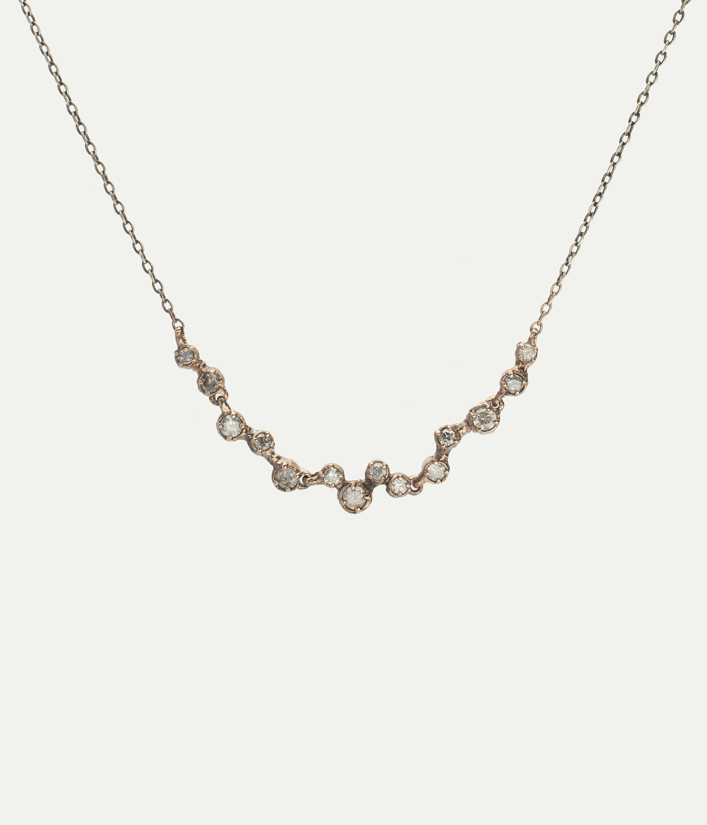 Lucky white gold and 14 diamonds necklace