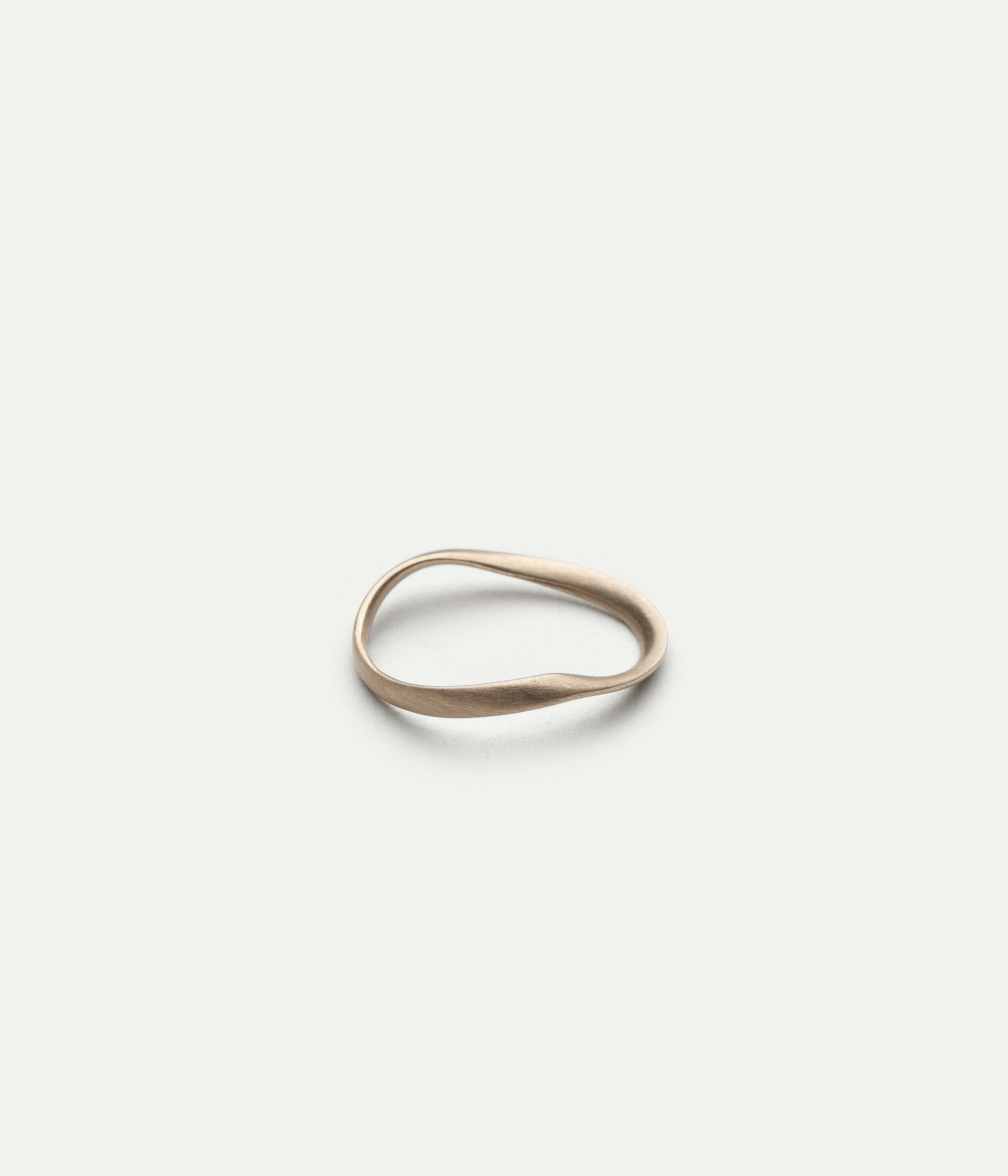 Menina white gold ring