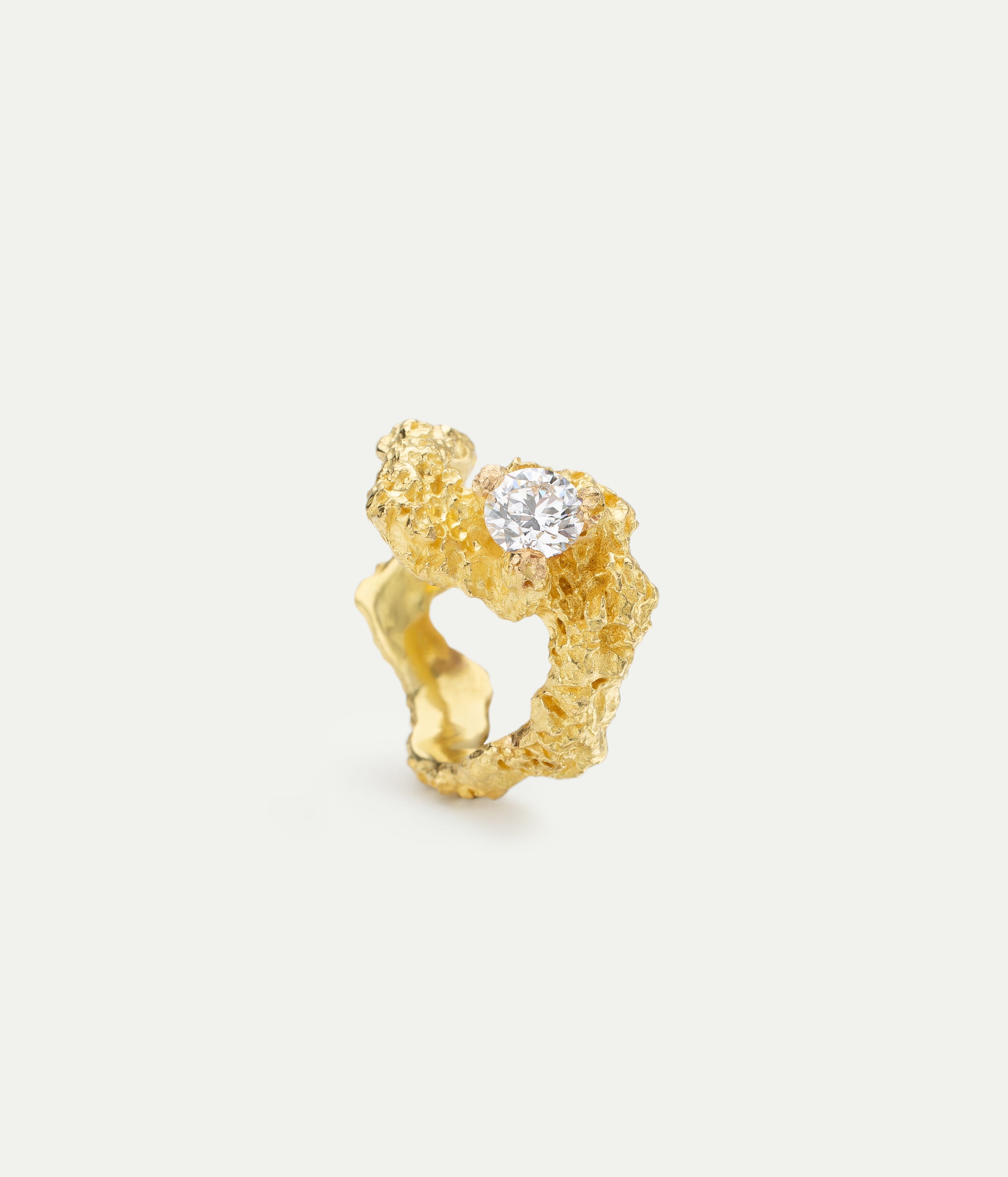 Stardust diamond ring