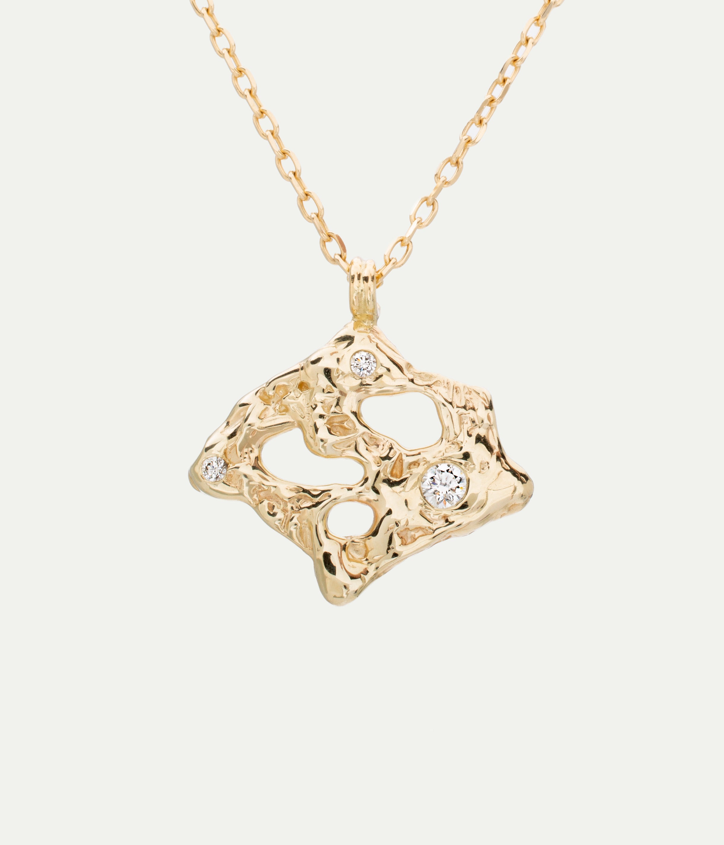 Amulet Shark diamonds necklace