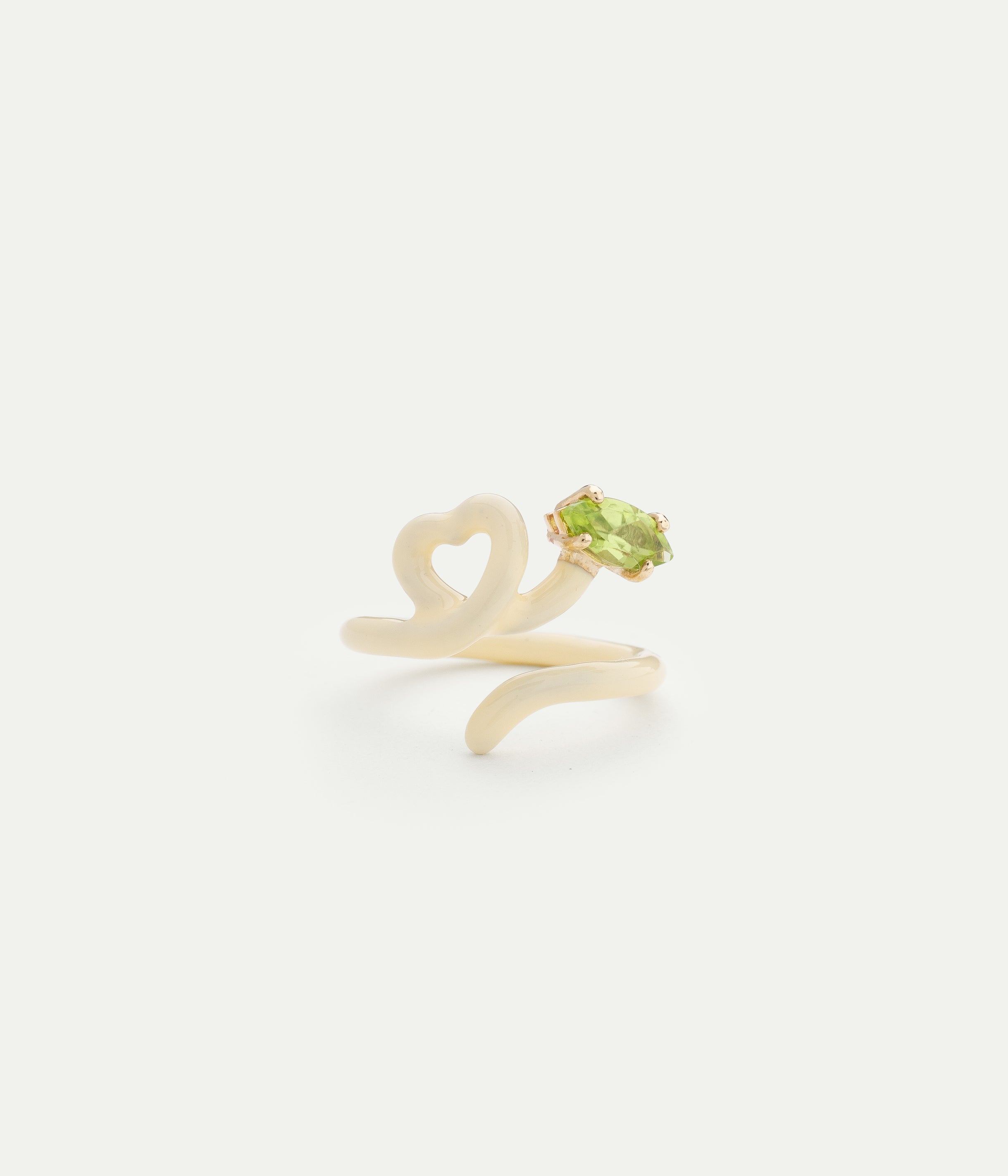 Baby Vine Panna Heart peridot ring