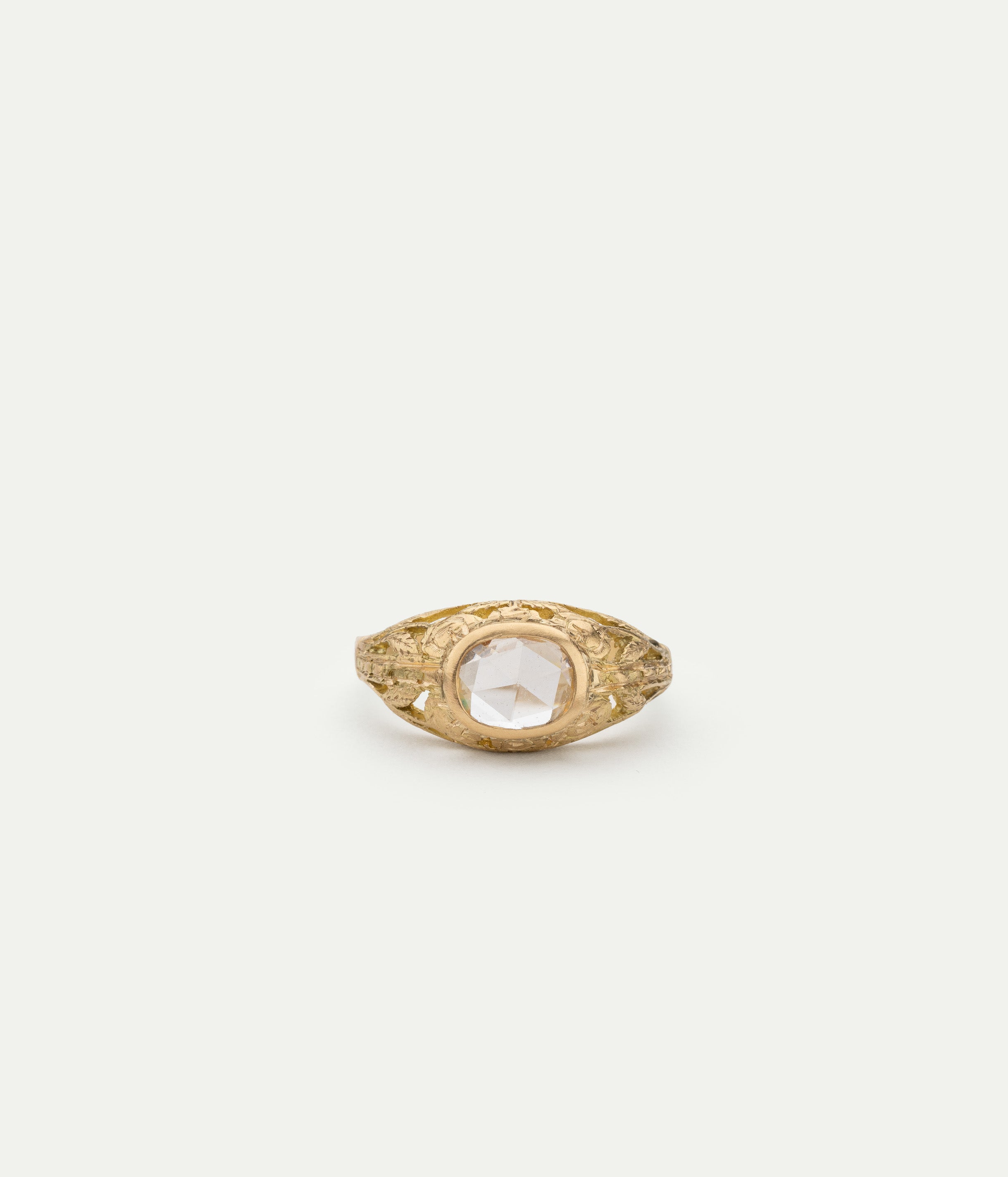 Bague Antique or jaune et diamant