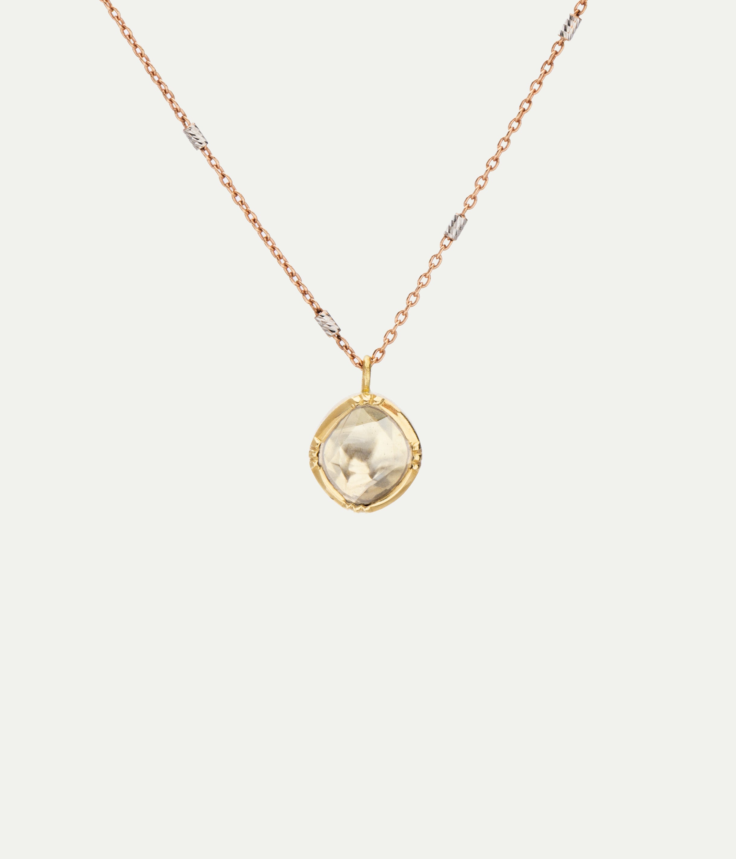 Collier Triangle Starlight or rose et diamant