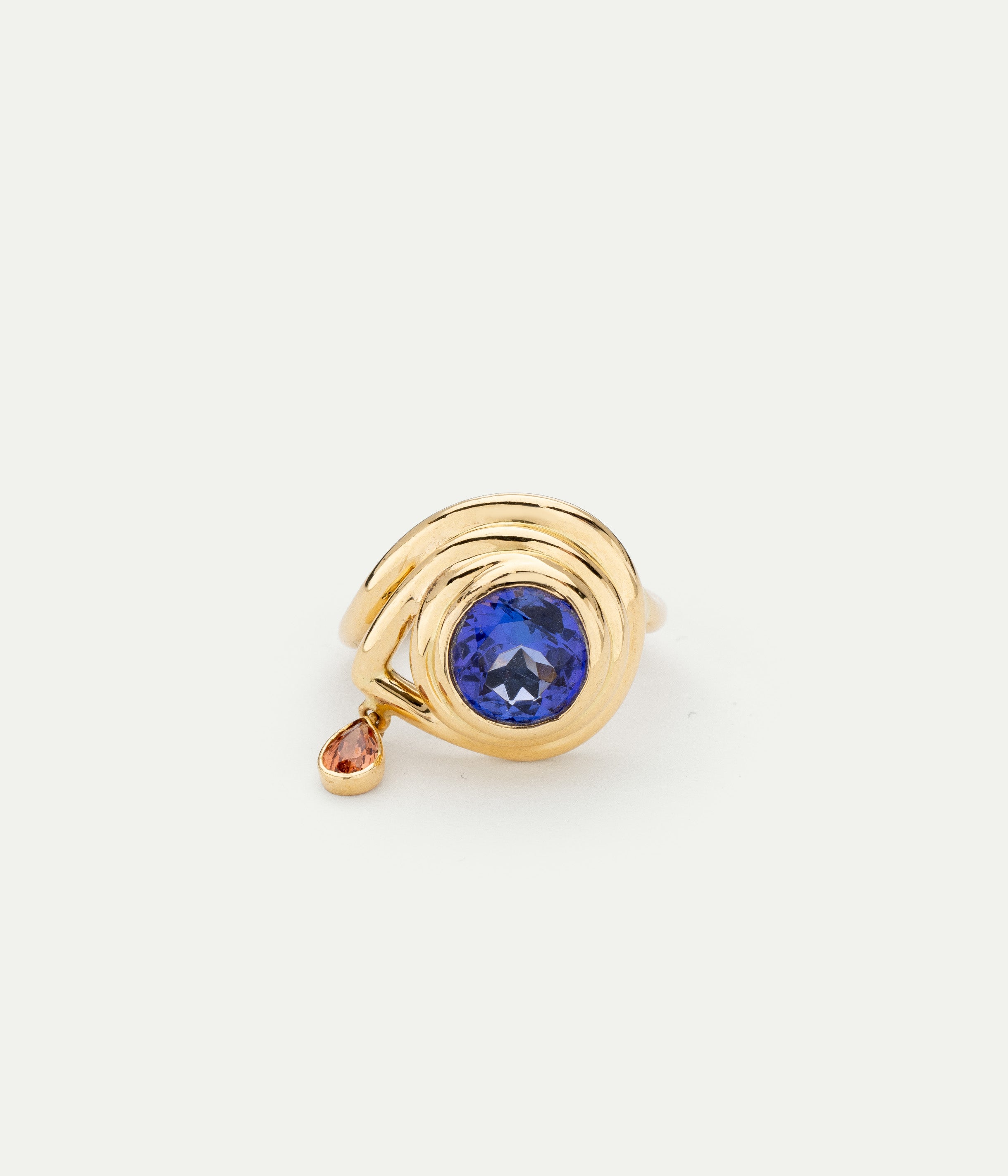 Bague Œil tanzanite et tourmaline