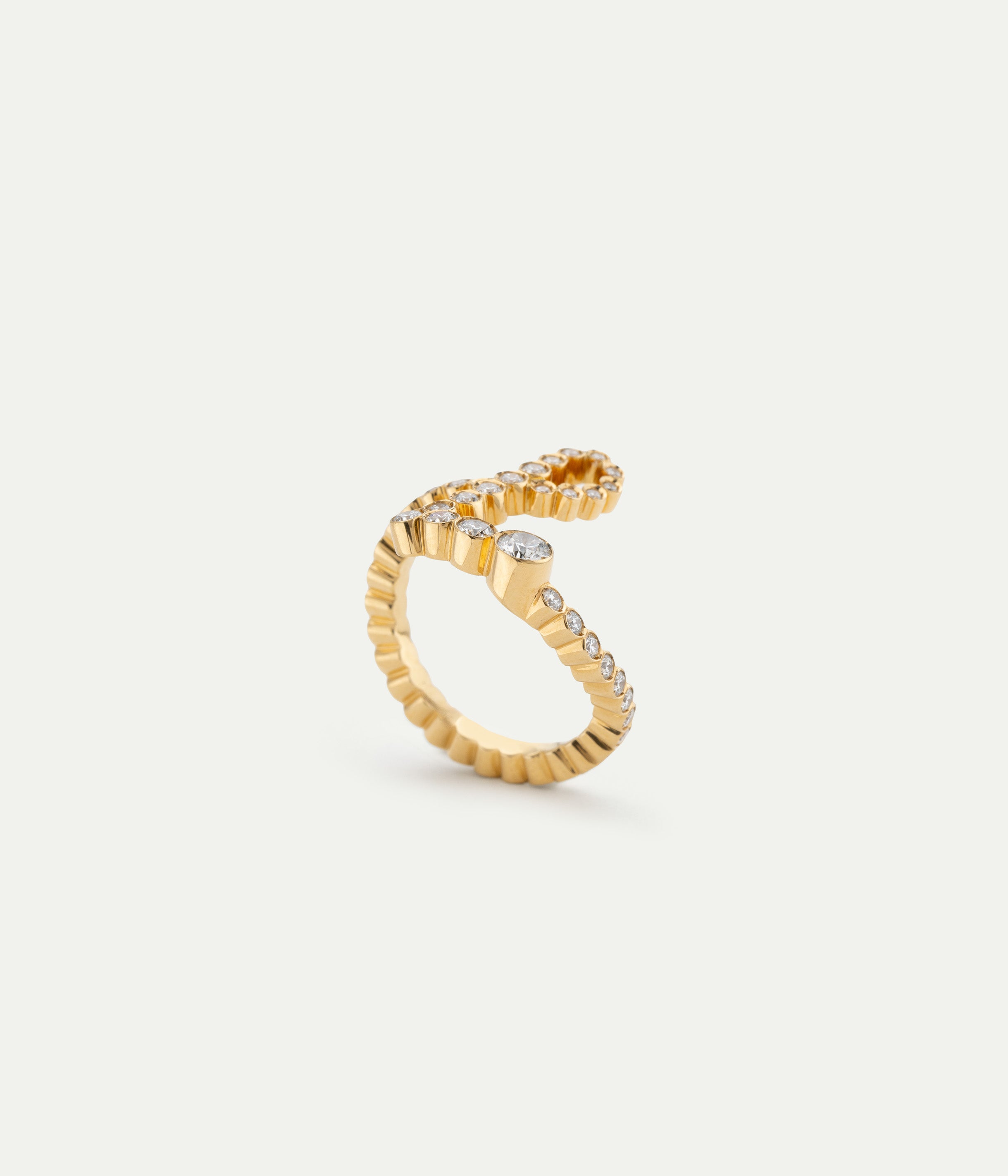L letter ring
