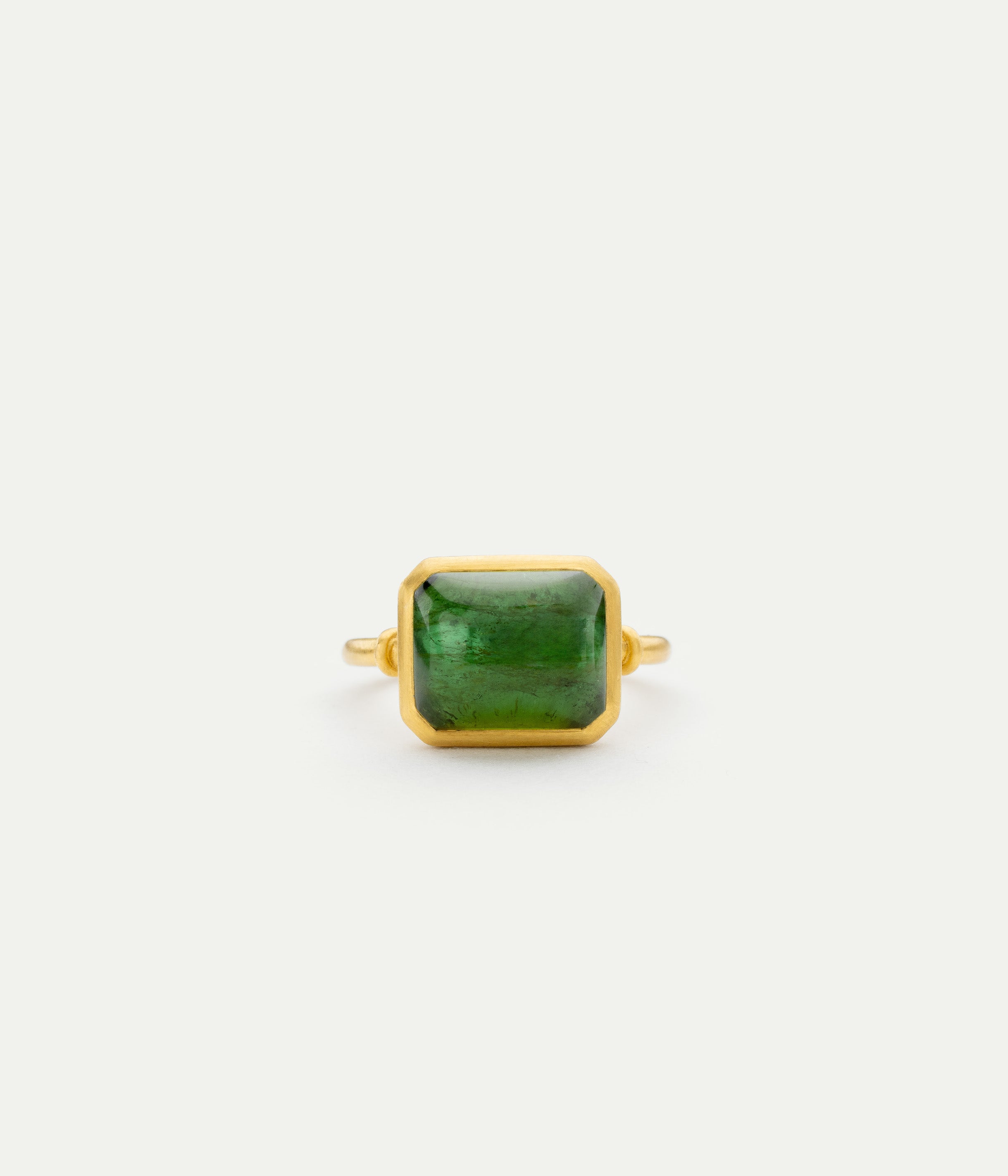 Capsa tourmaline ring