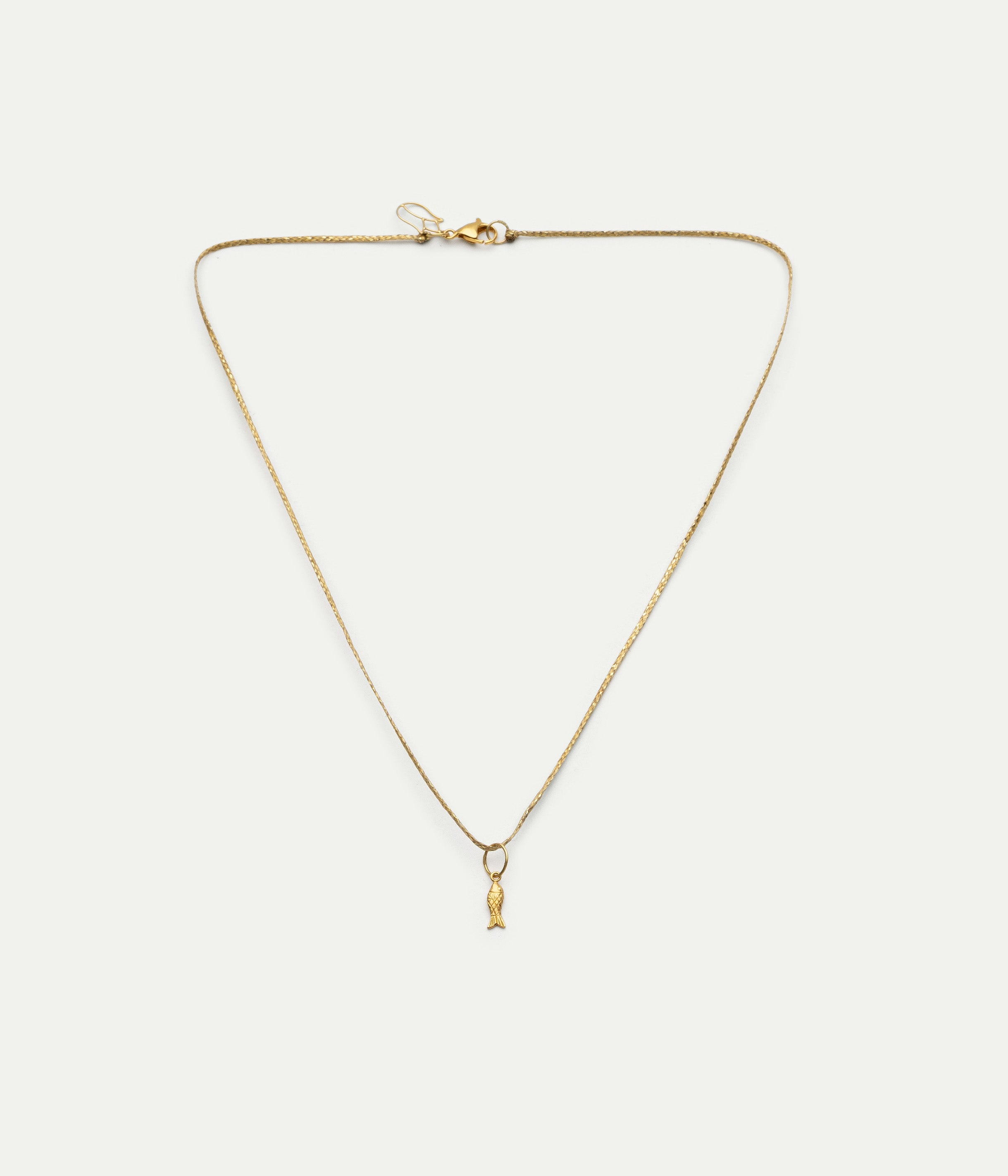 Collier Myanmar Tiny Engraved Fish