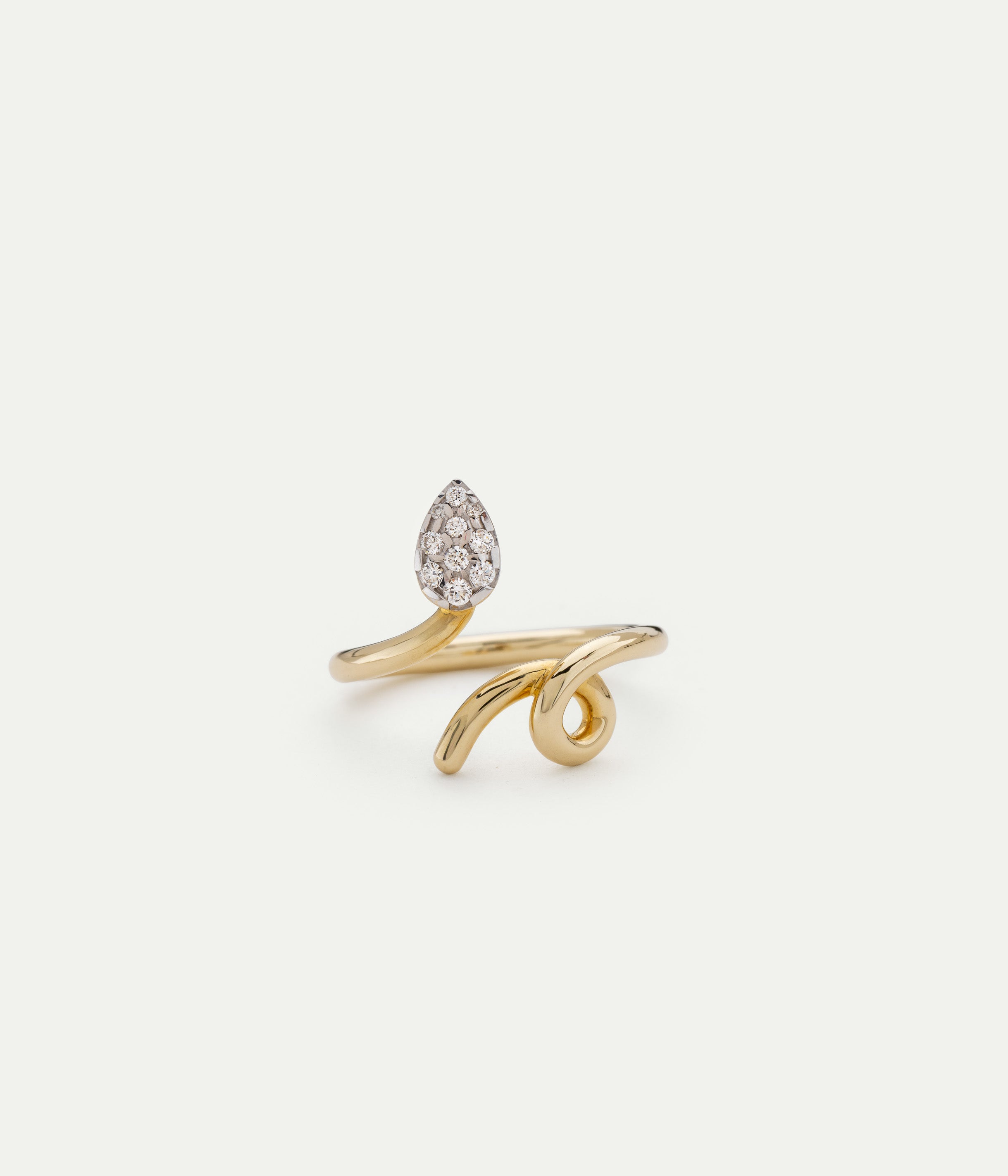 Baby Vine Paved diamonds