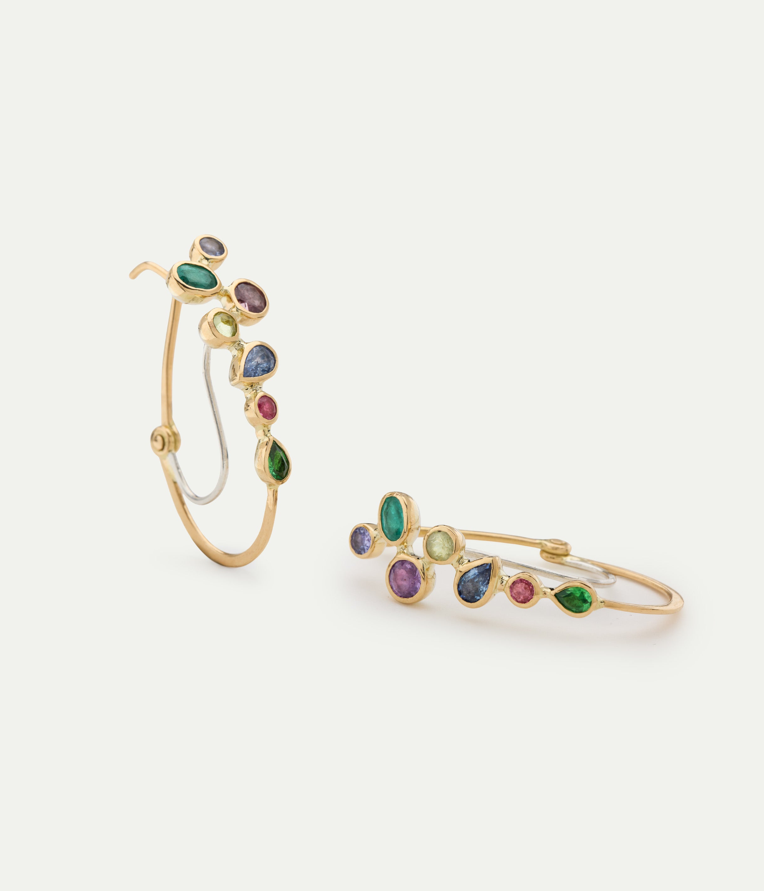 Boucles d'oreilles Poissardes Saphir et Émeraude