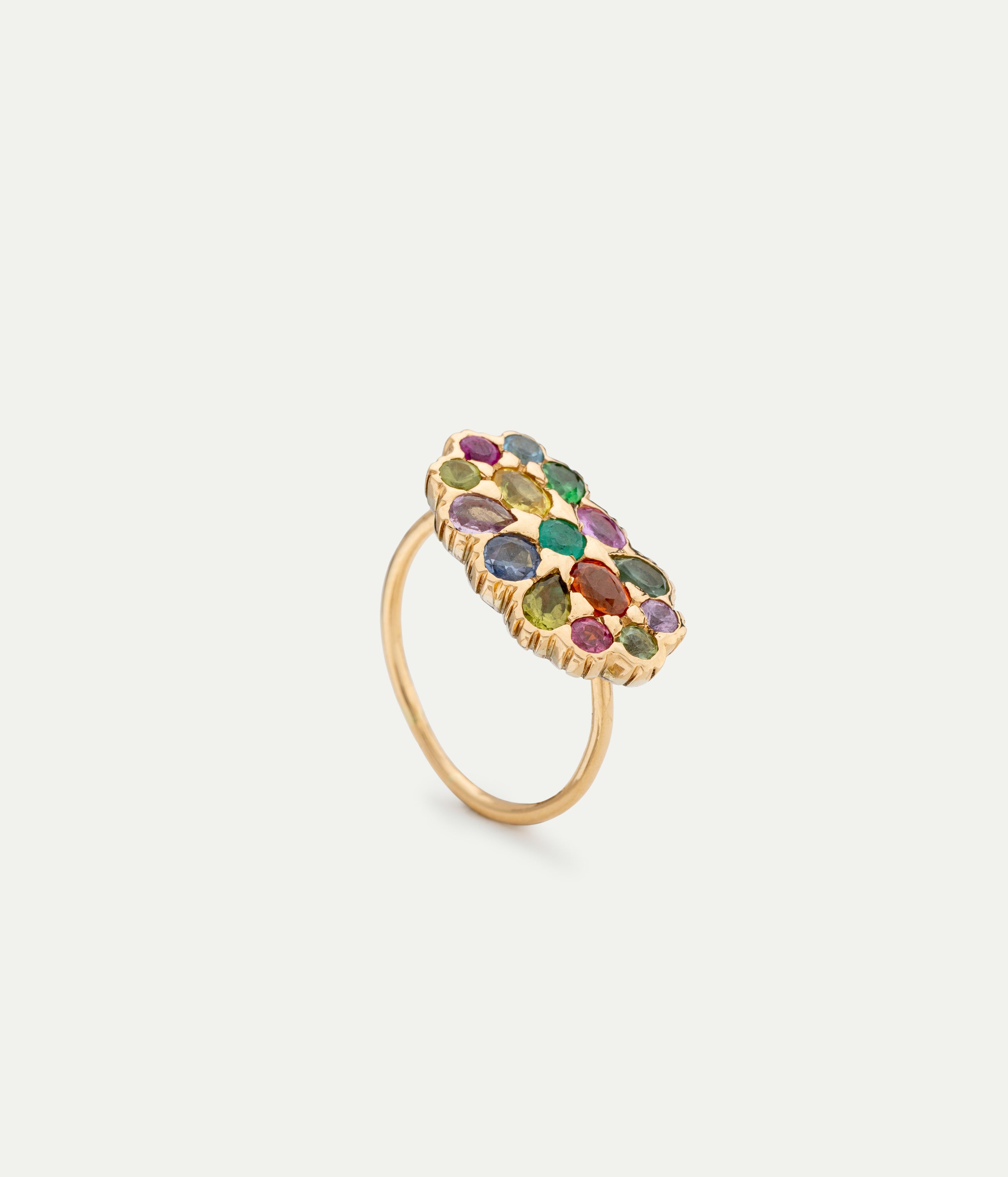 Feu d'artifice sapphire, emerald and tourmaline ring