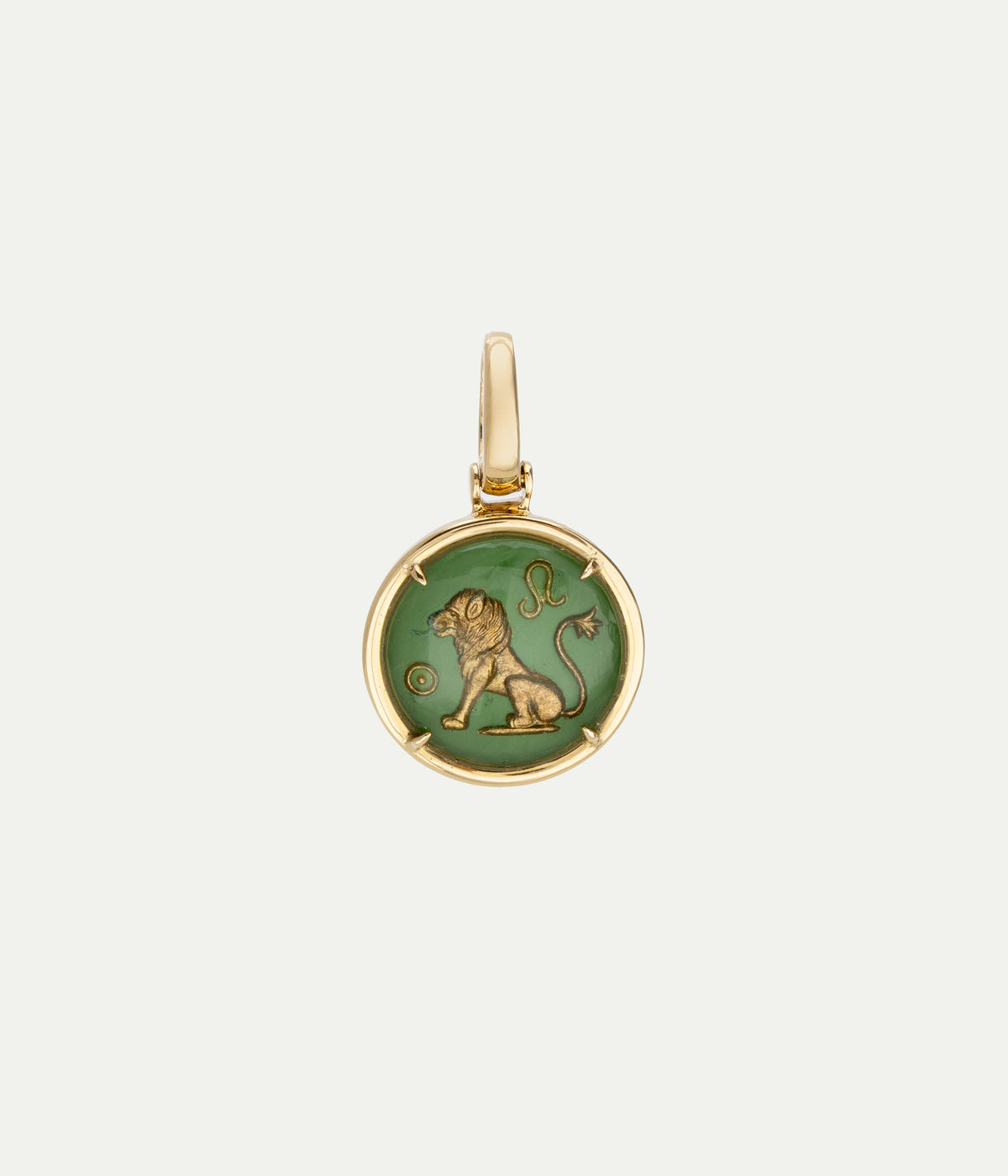 Zodiac Leo yellow gold pendant