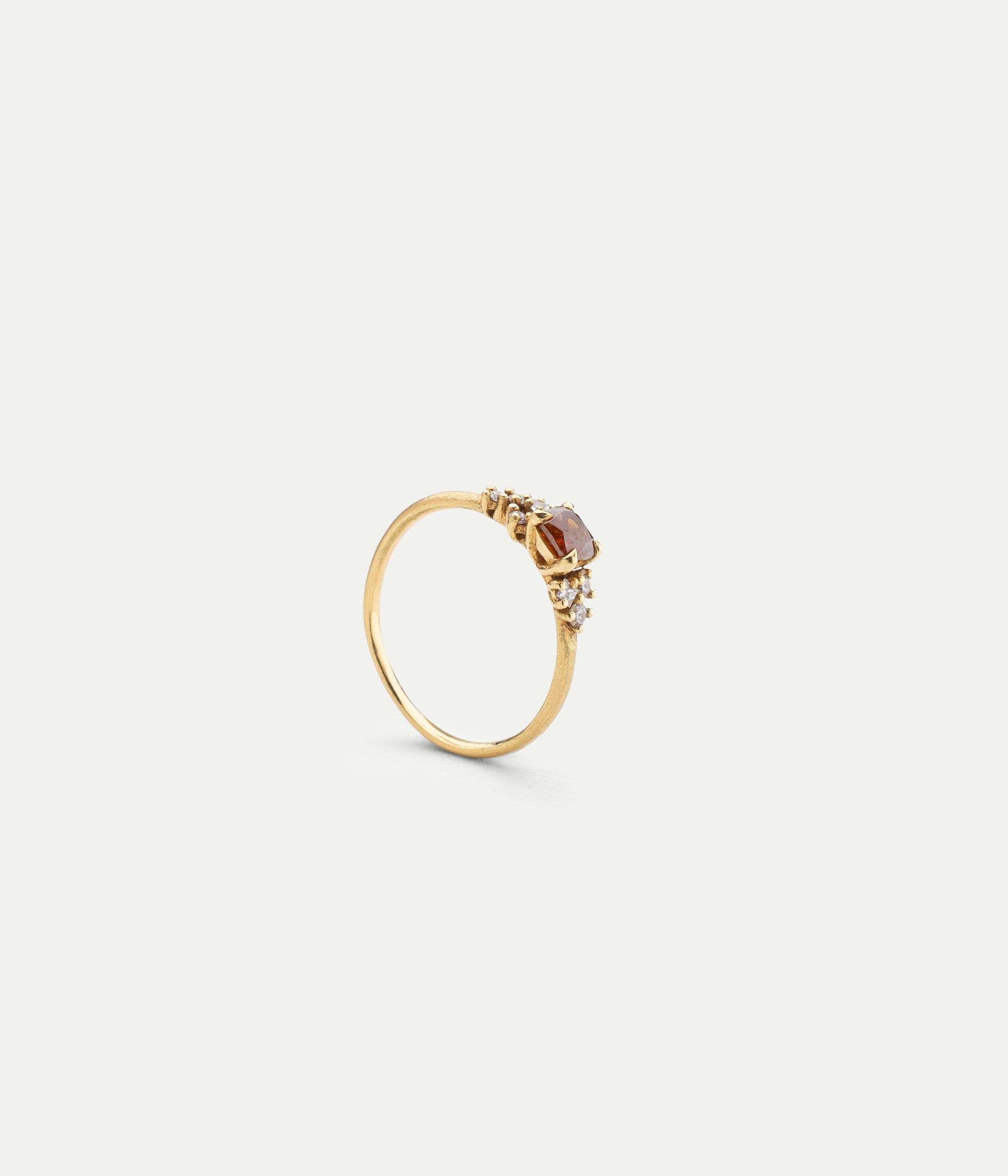 Bague aurore diamant ovale brun