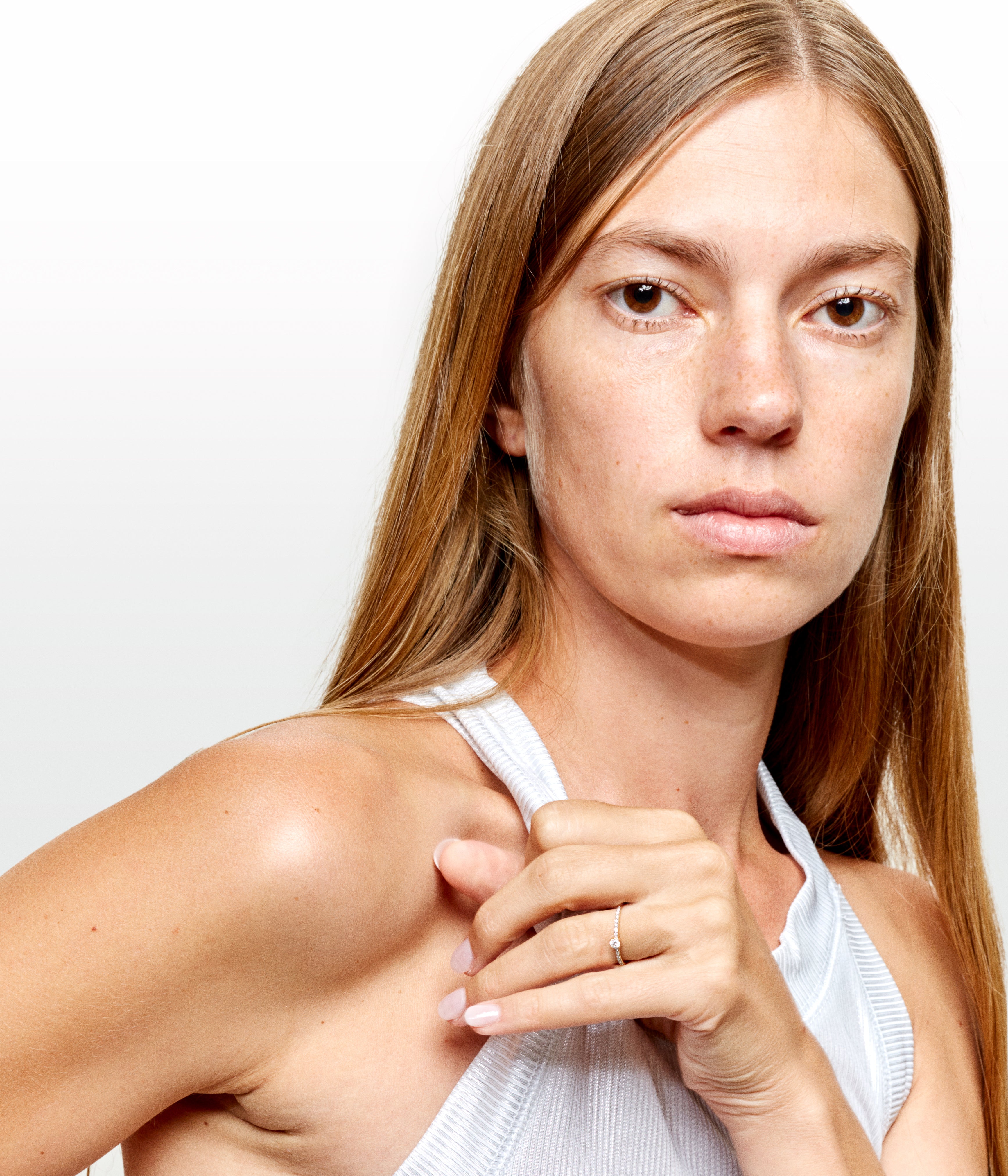 Solitaire yellow gold engagement ring