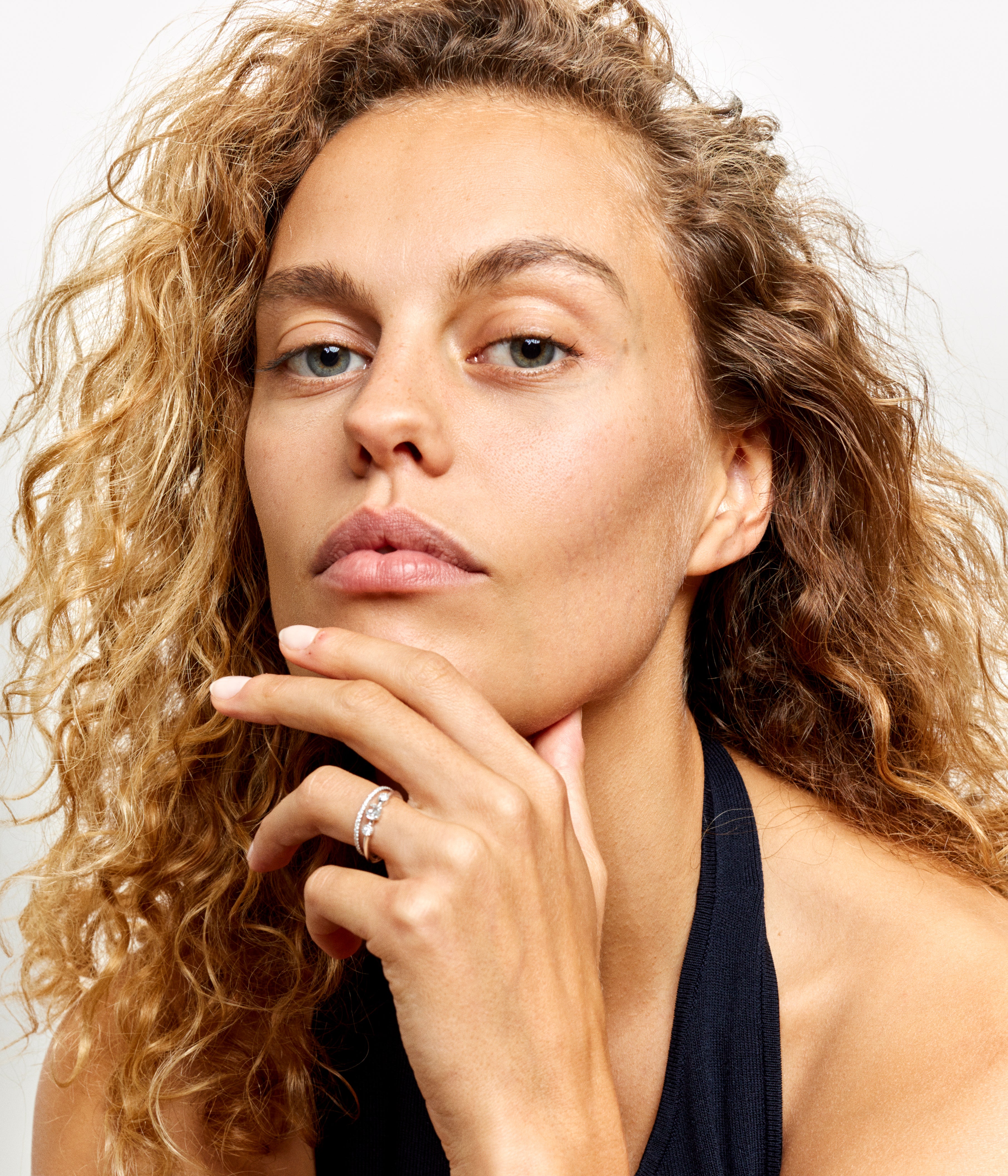 Solange rich white gold diamond band