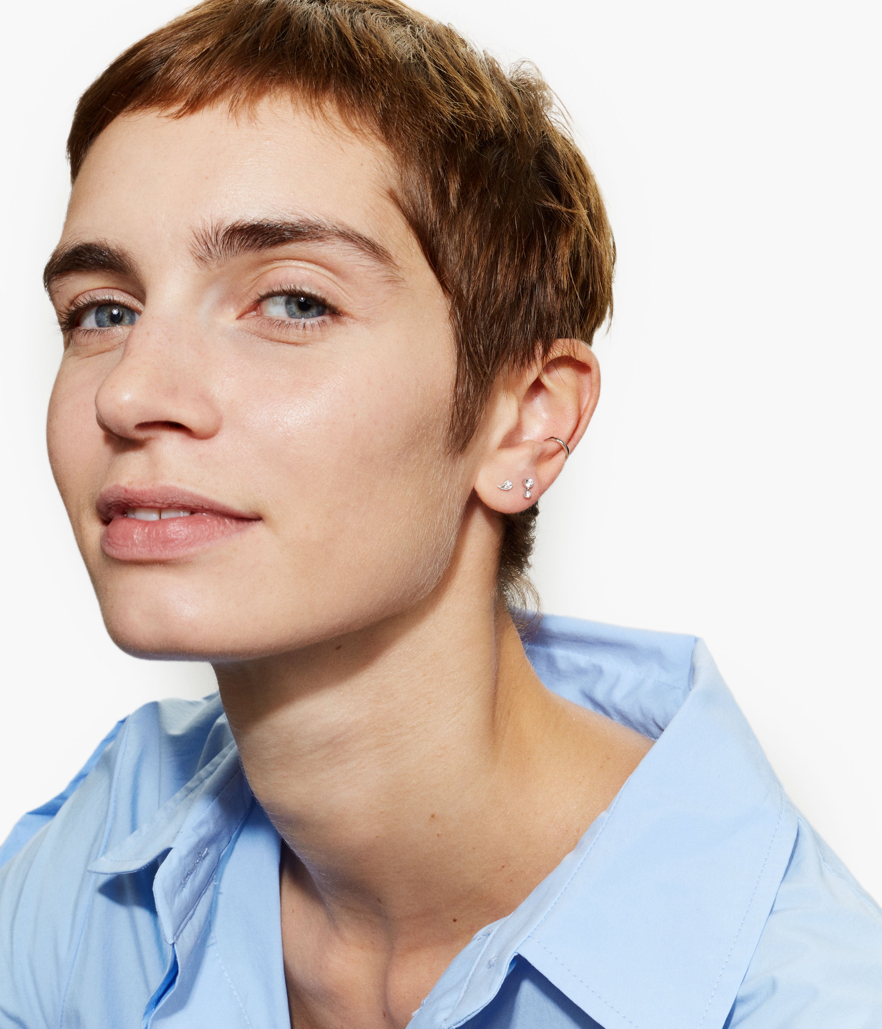 Stud single Invisible set or gris et diamants