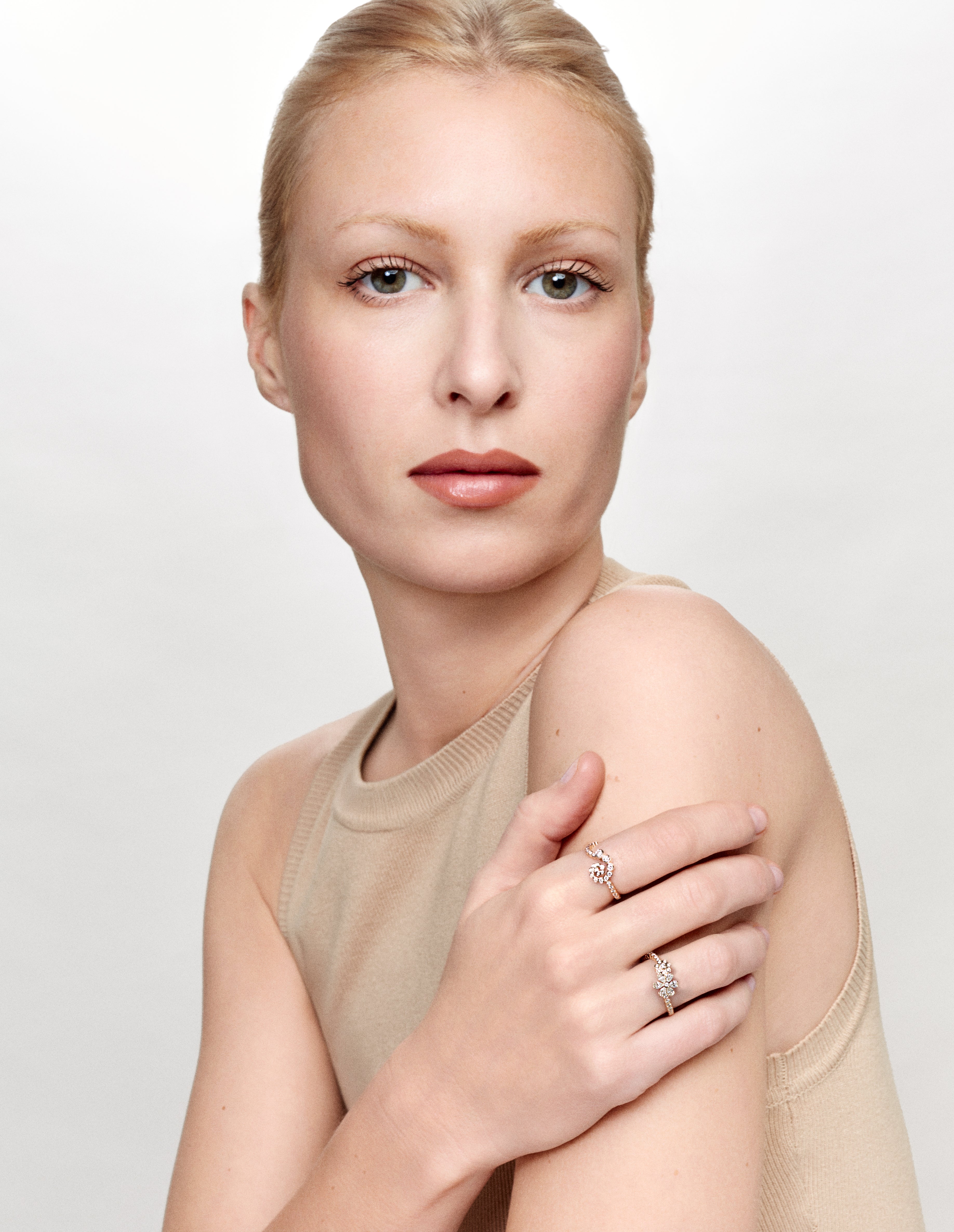 Bague Cosmos Fleur or jaune et diamants