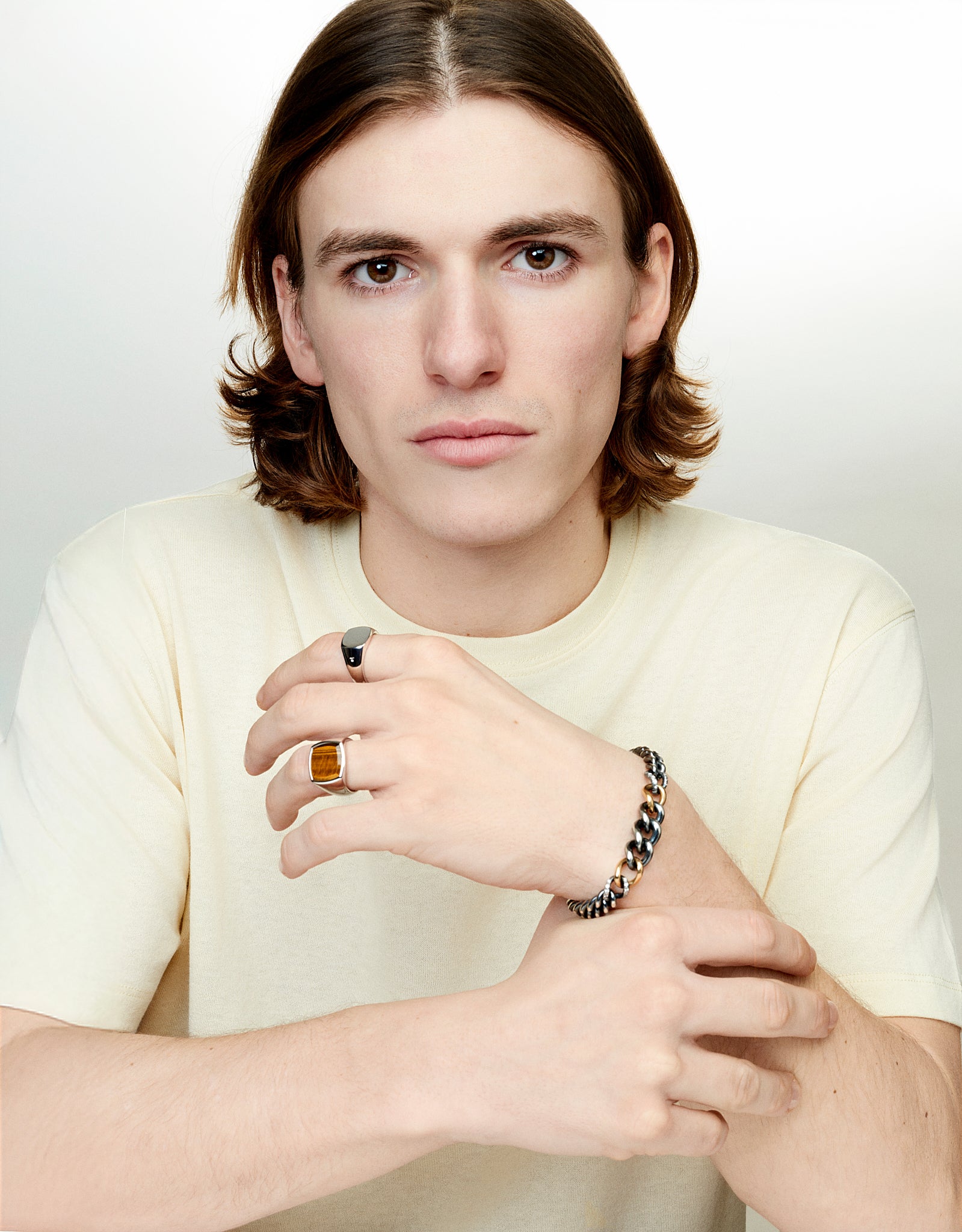 Cushion L silver and tiger eye signet ring