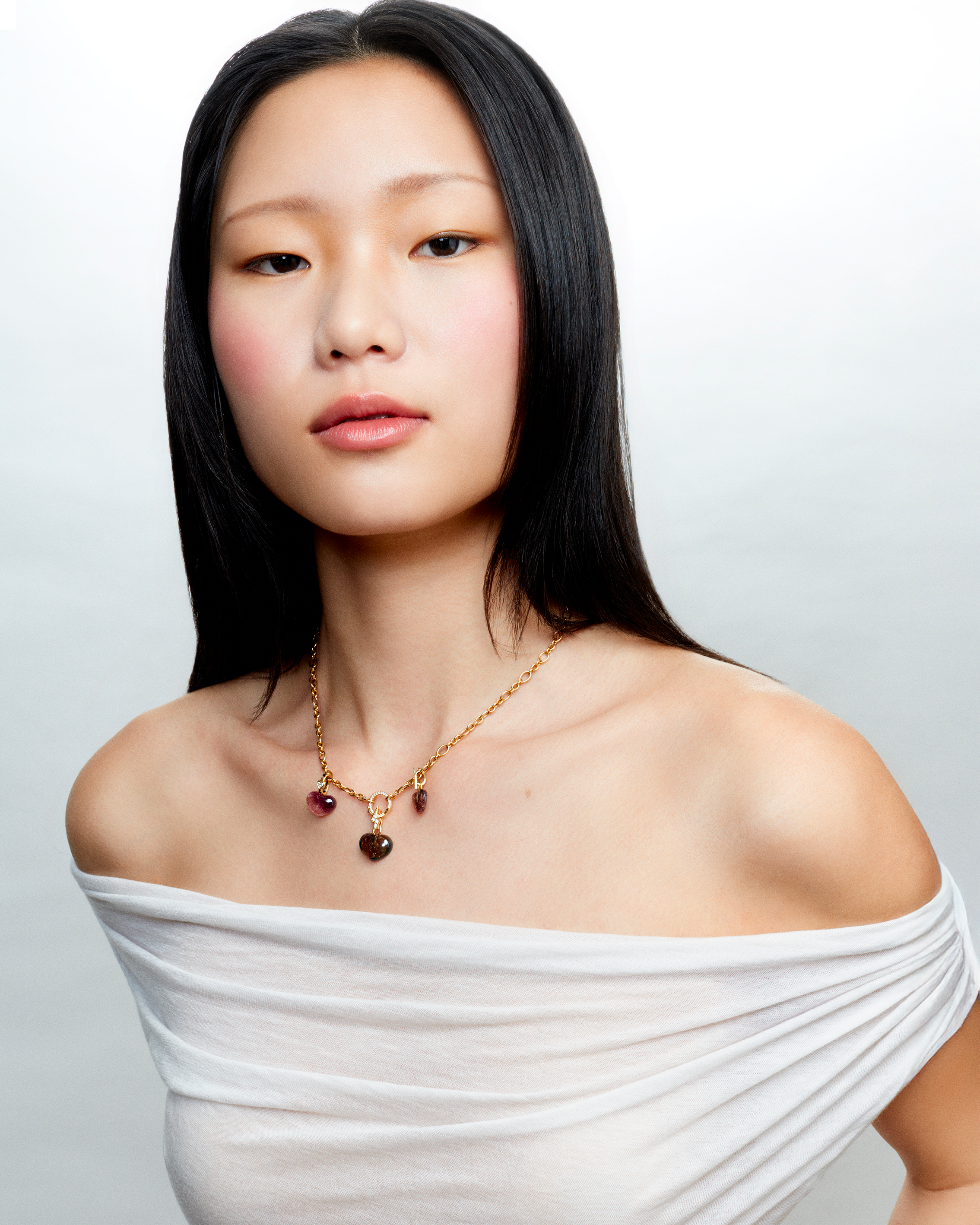 Alternating diamond chain