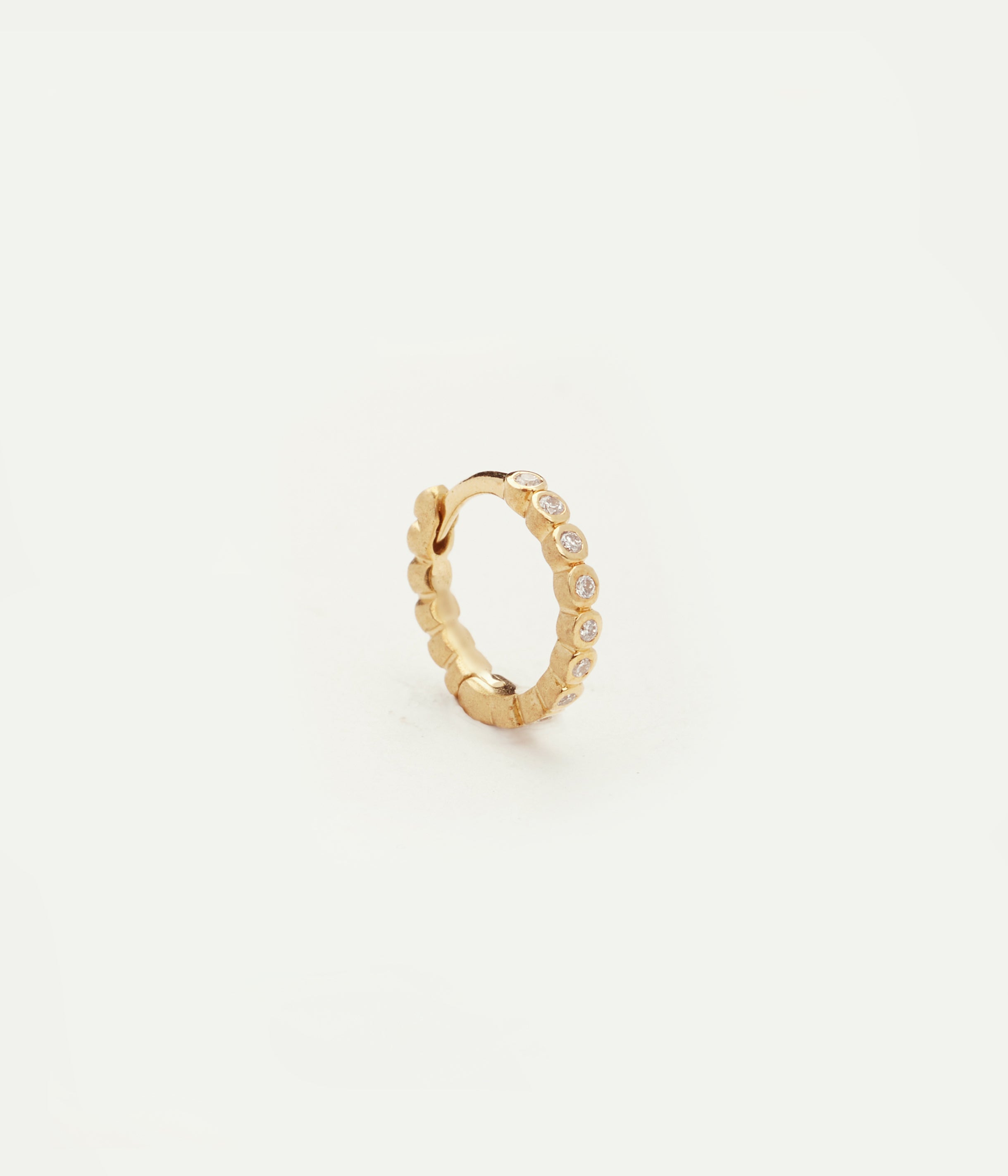 Estelle yellow gold and diamonds hoop