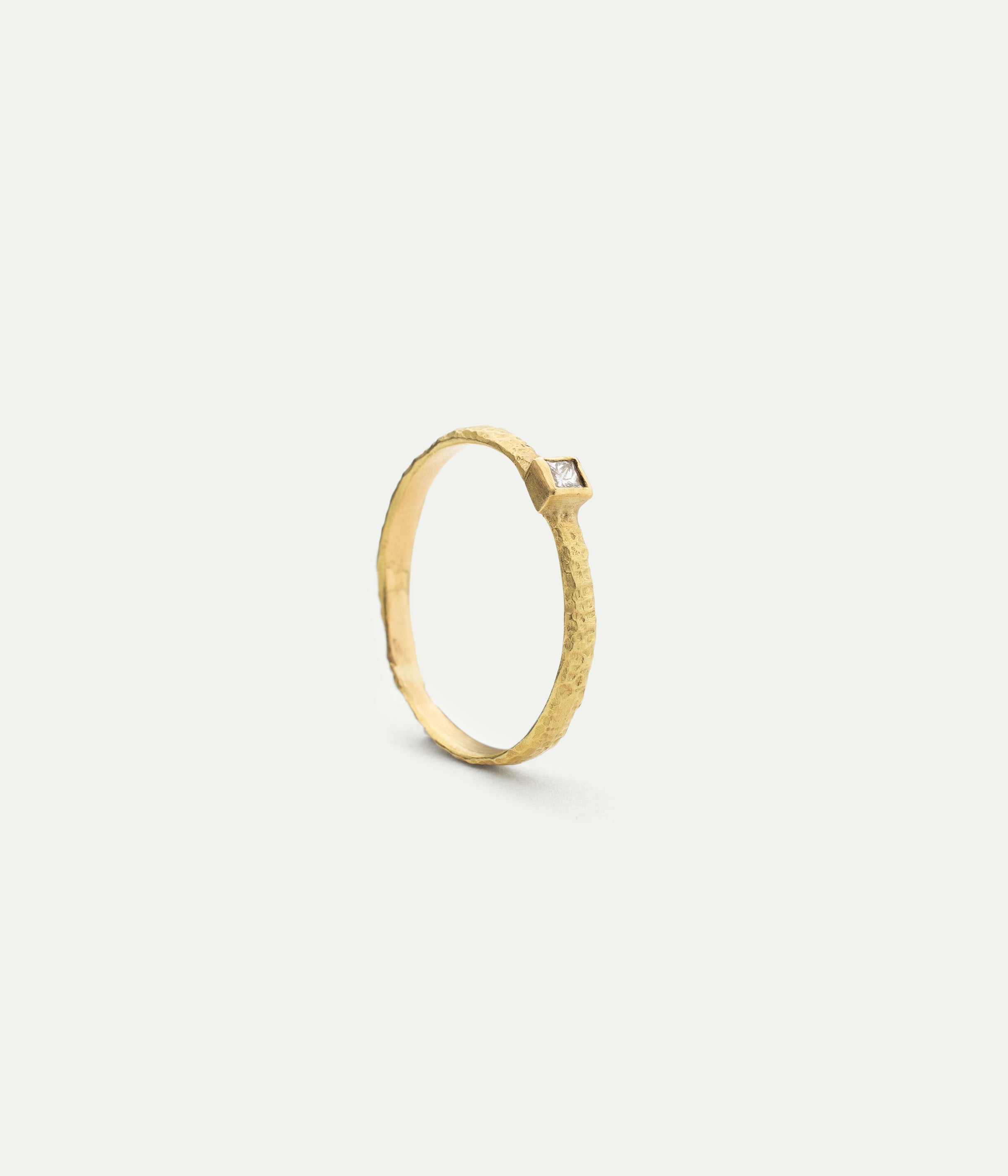 Bague Monochrome Petite diamant