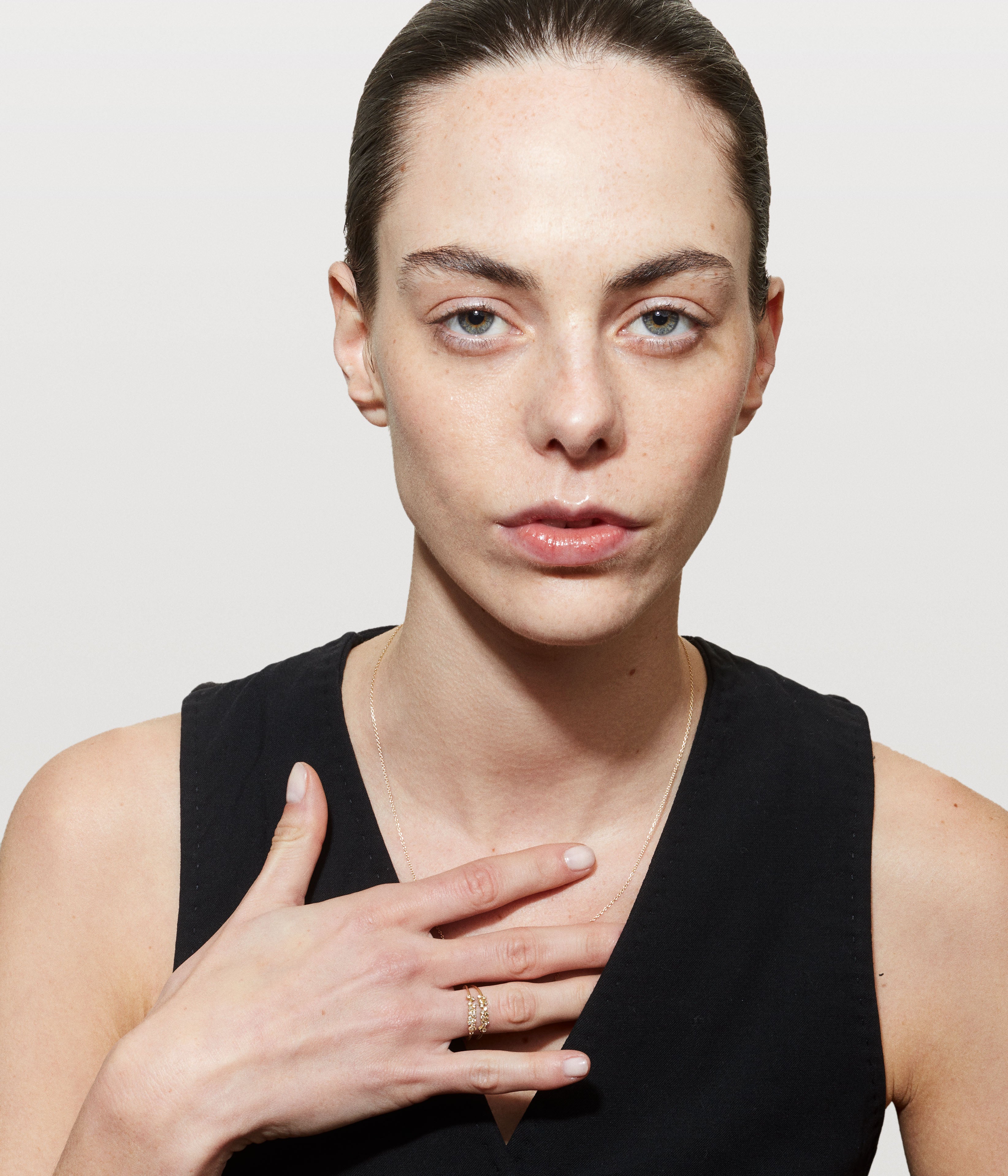 Double yellow gold and diamonds ring