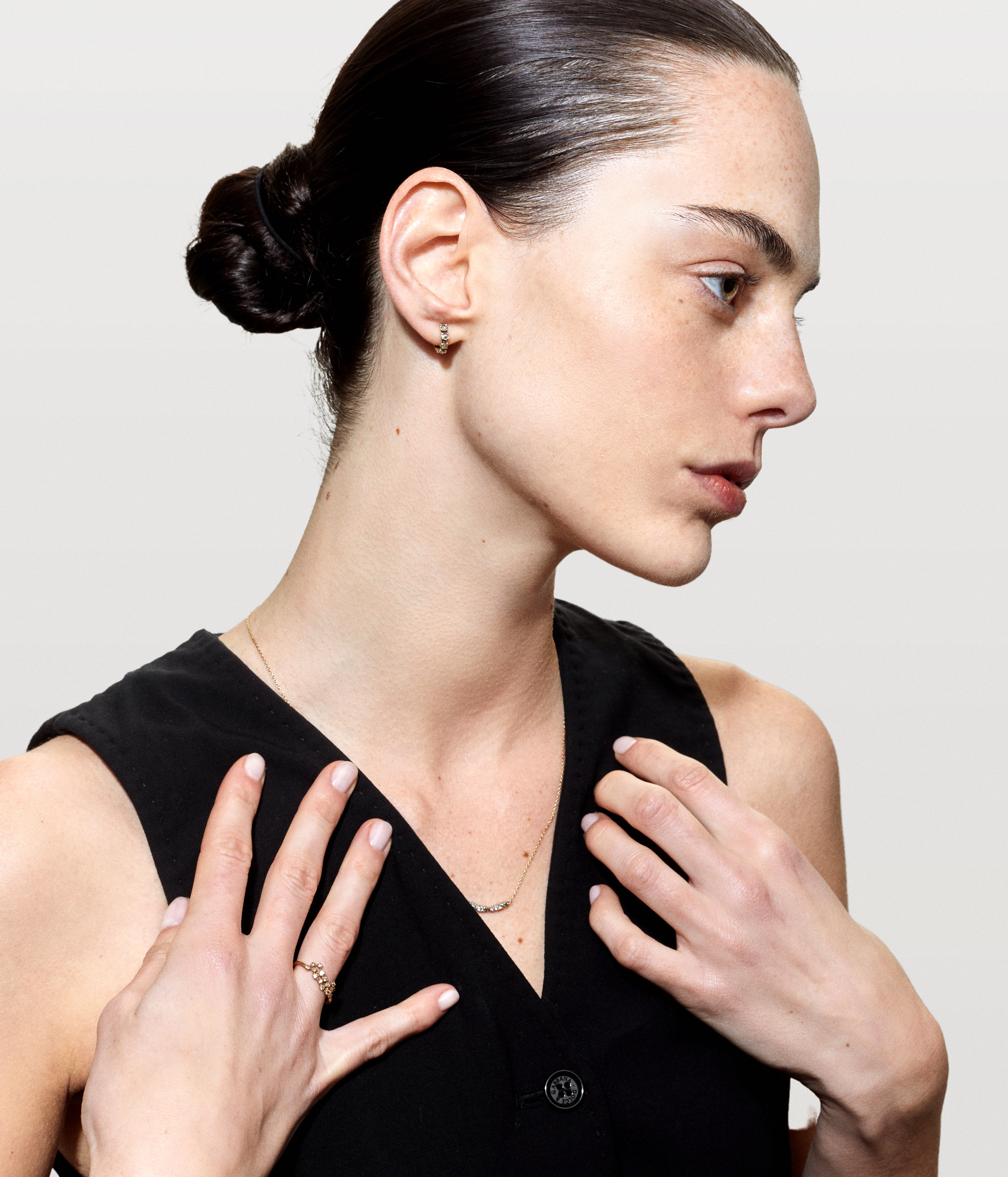 Yellow gold Shimmer diamond hoops