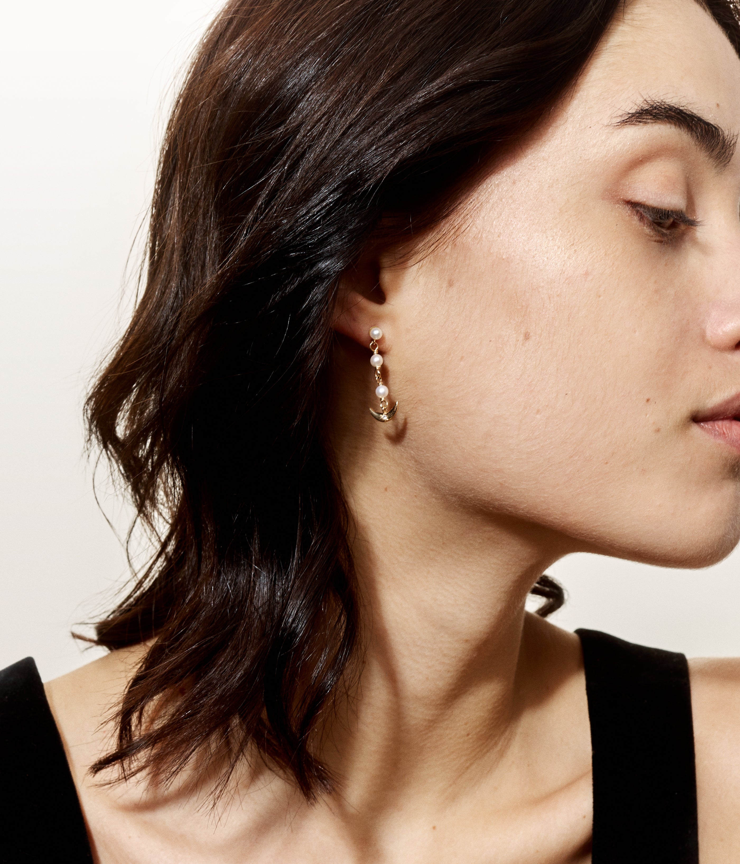 Serena pearls single earring