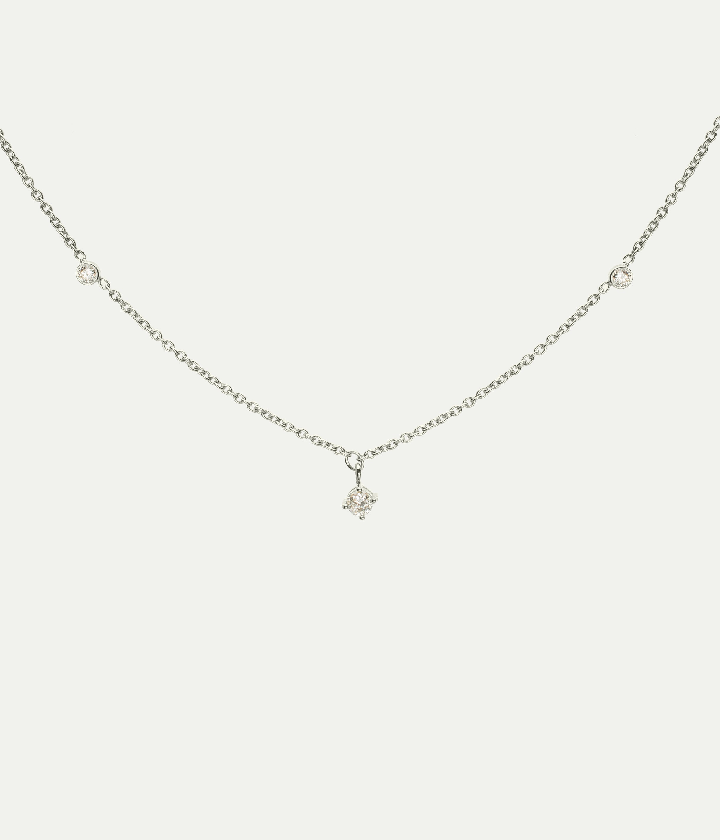 Holly white gold 9 diamonds necklace