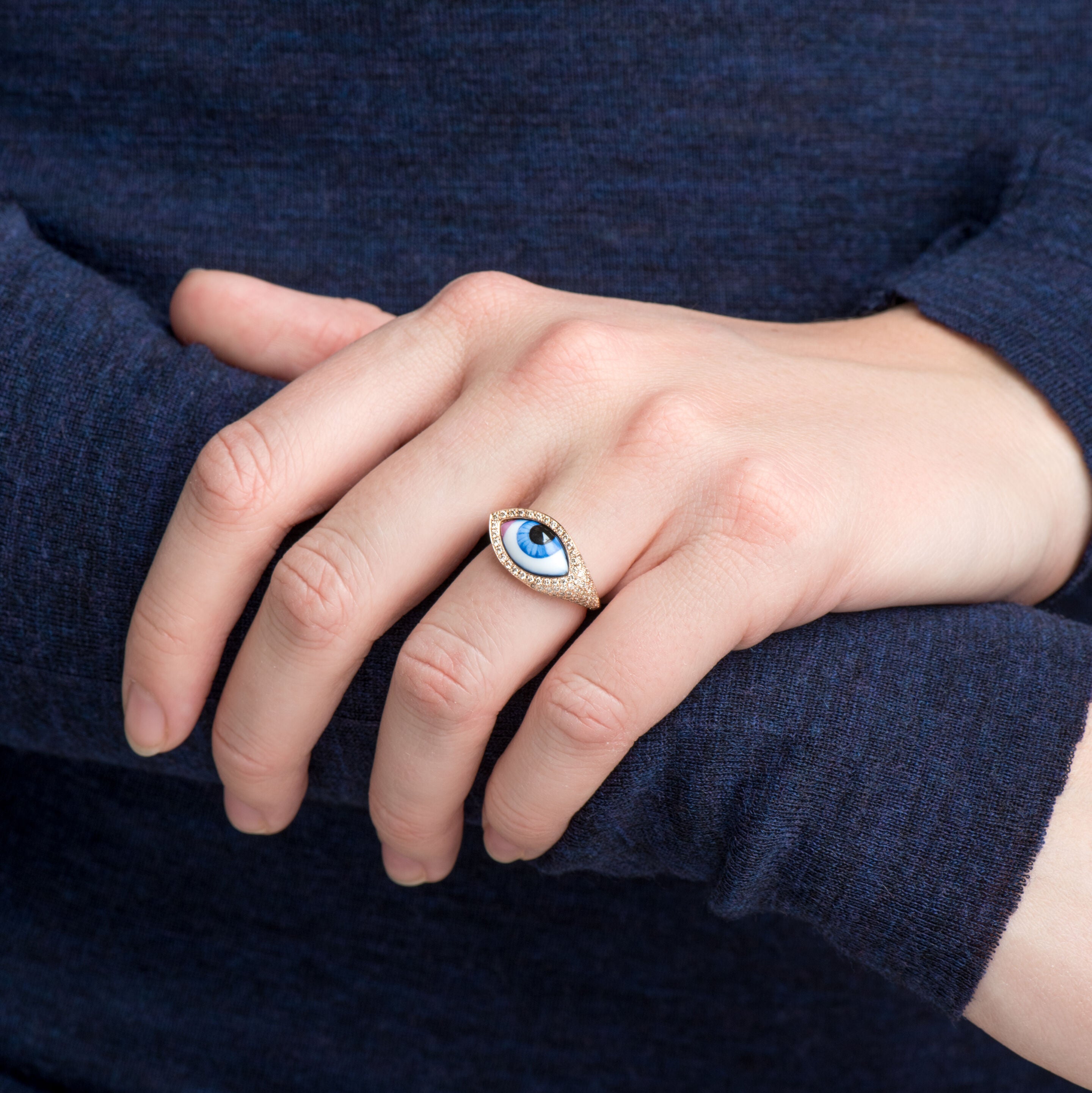 Chevalière Petit bleu diamants