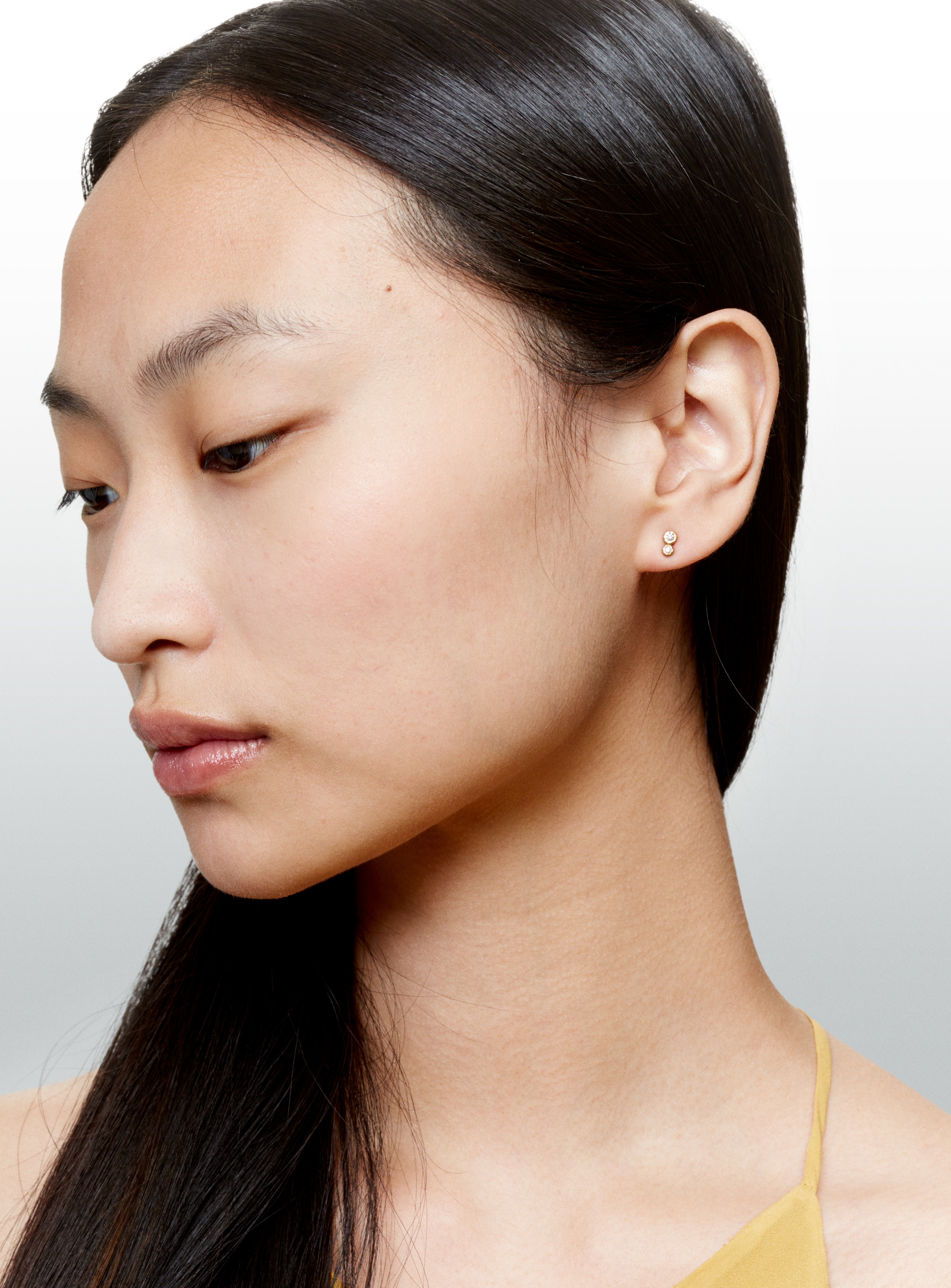 Boucle d'oreille single double bezel diamants