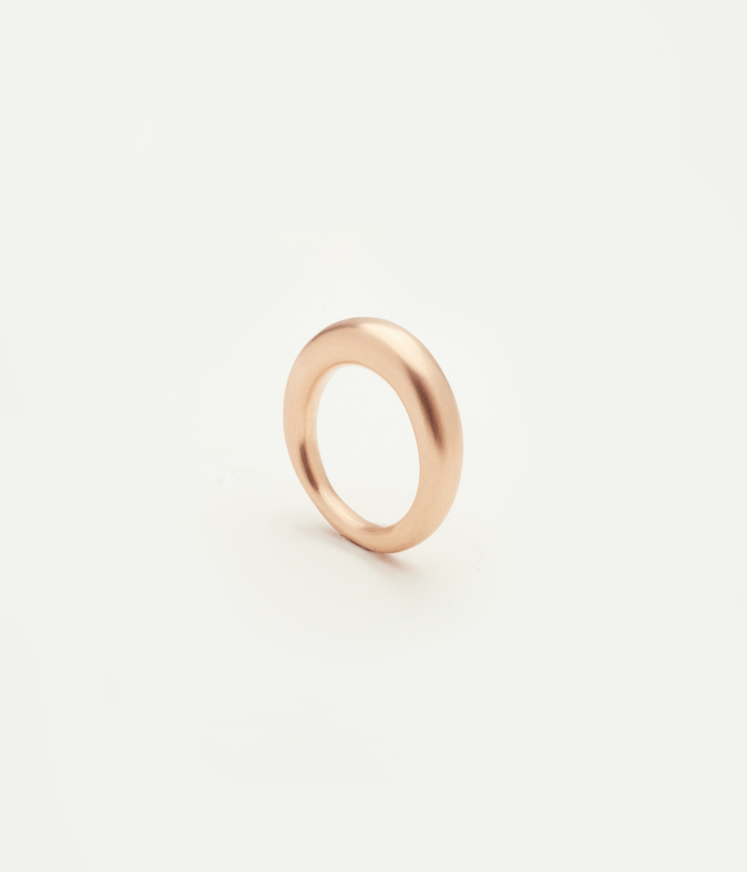 Cerchio rose gold ring