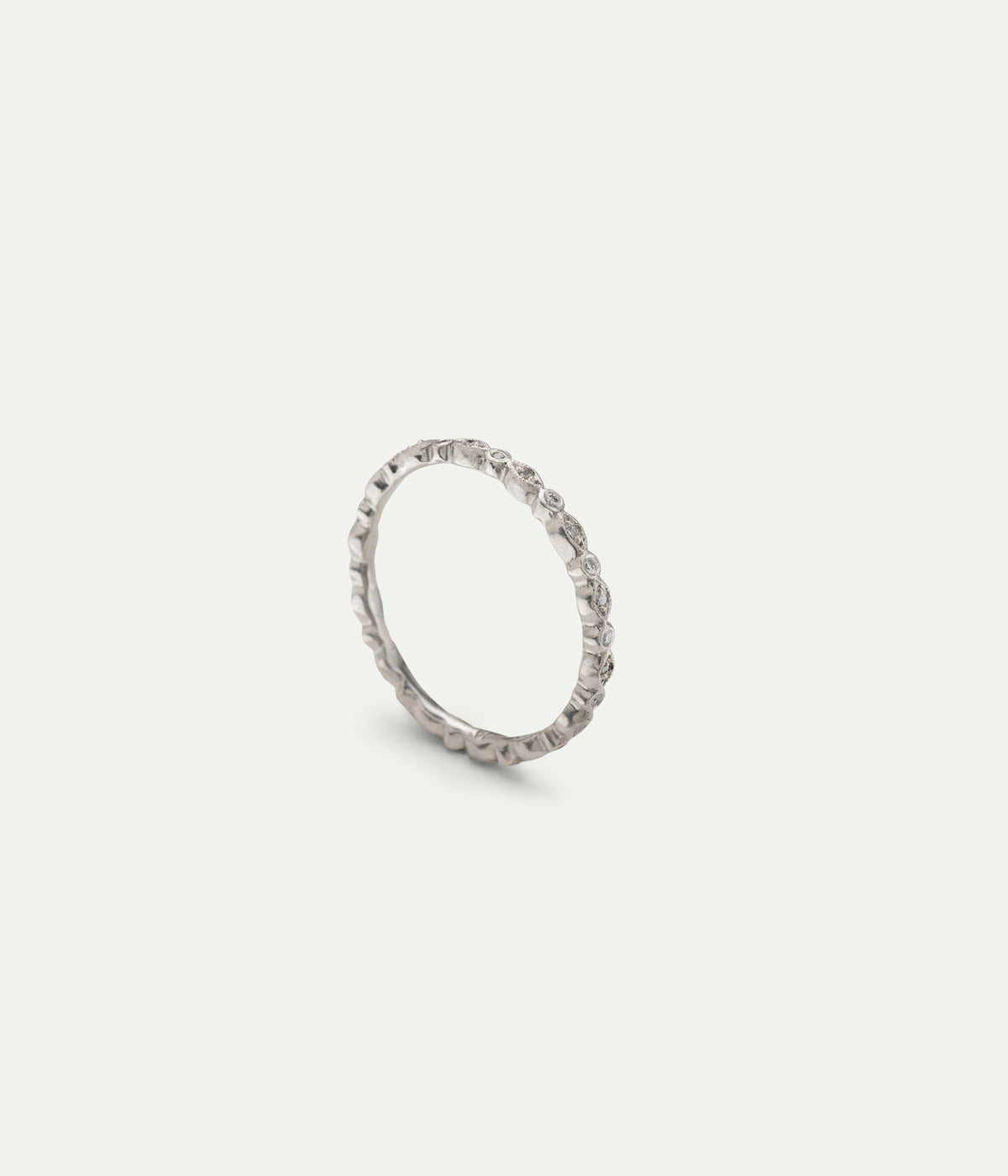 Tiny Marquise platinium & diamond ring