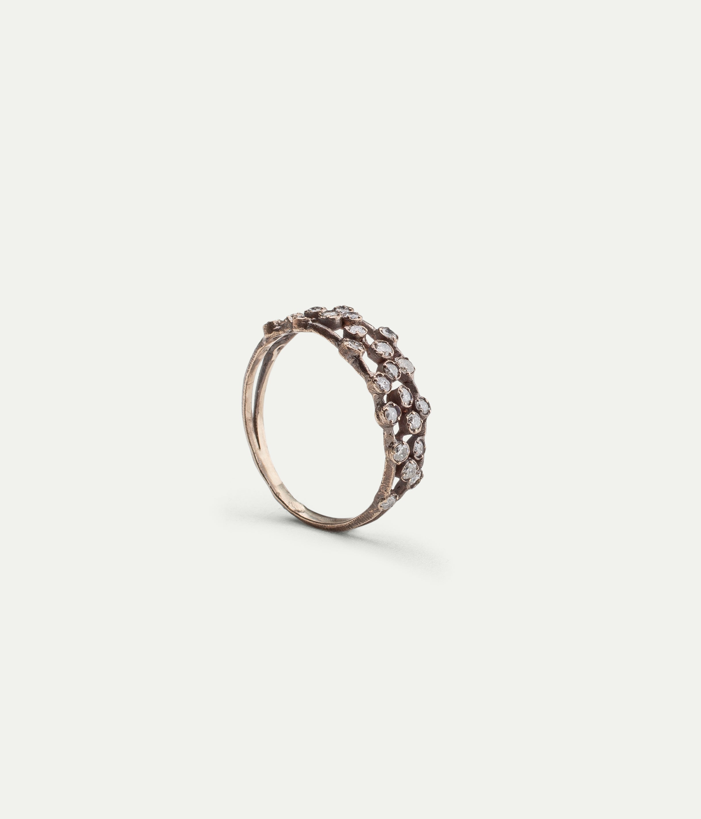 Bague Rosée Large Or Gris et Diamants
