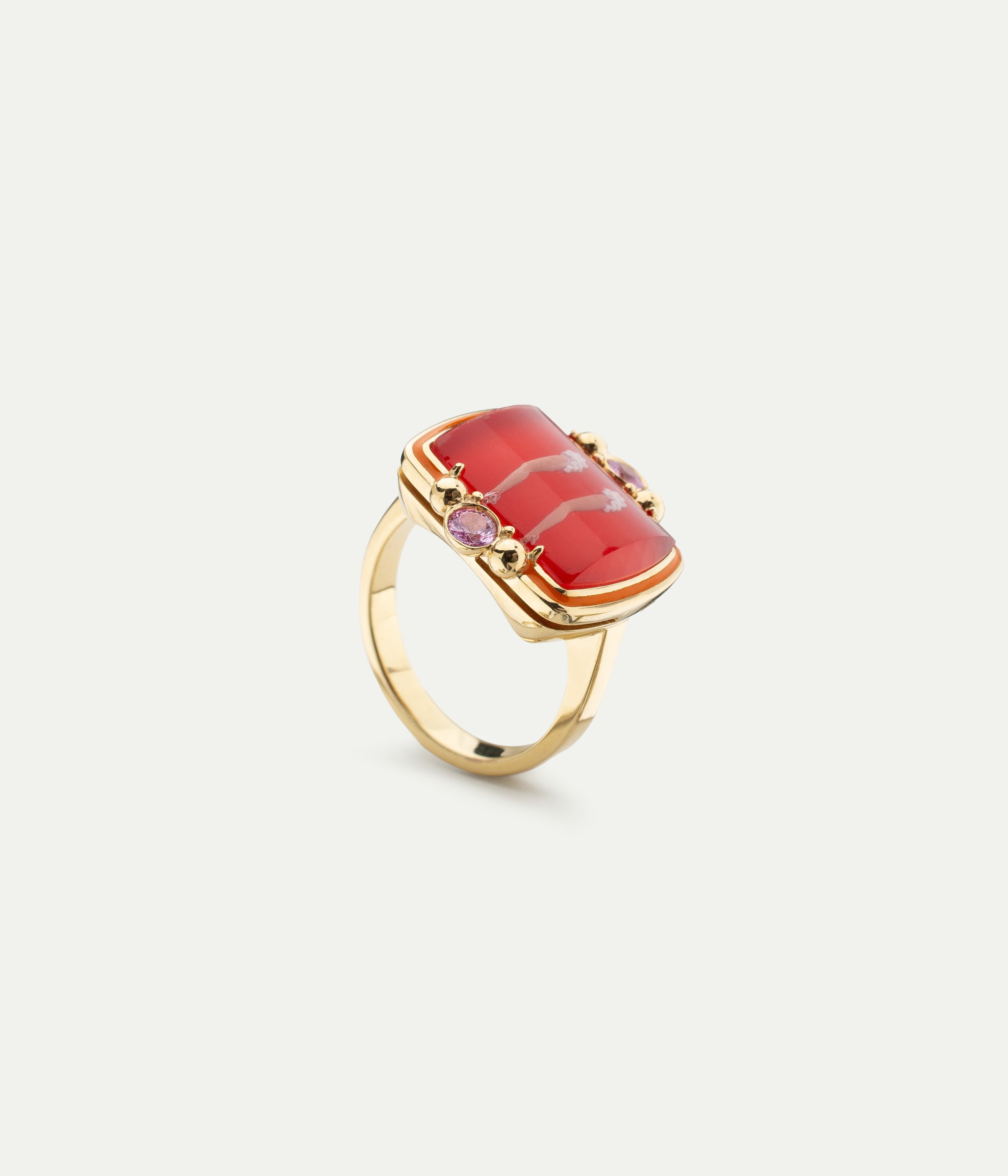 Moulin Rouge ring