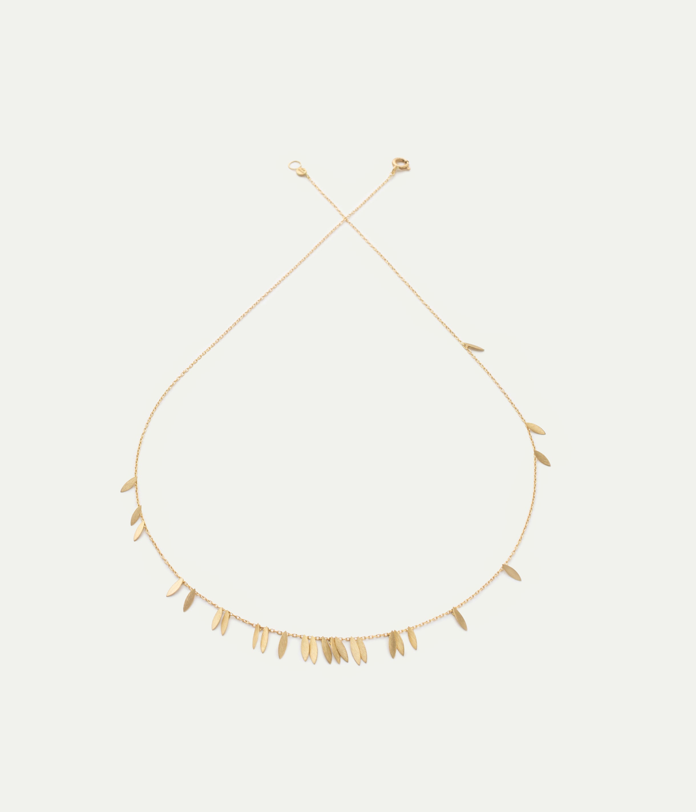 Collier Scattered Leaf