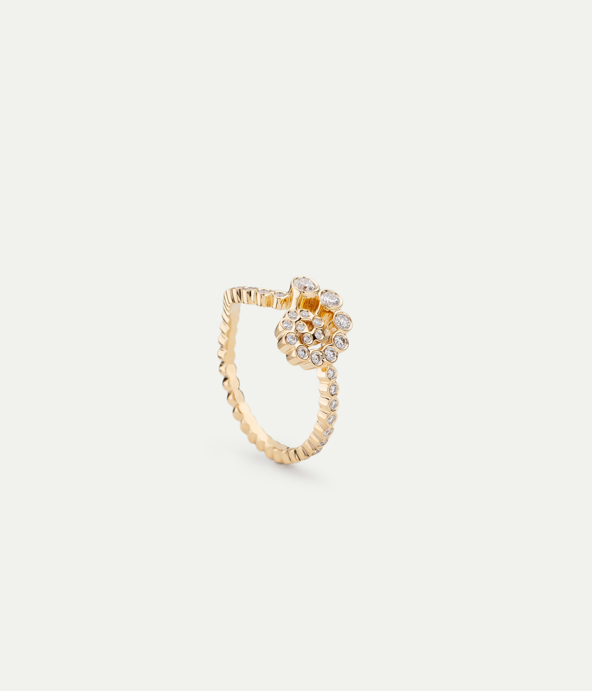 Rêve Escargot yellow gold and diamonds ring