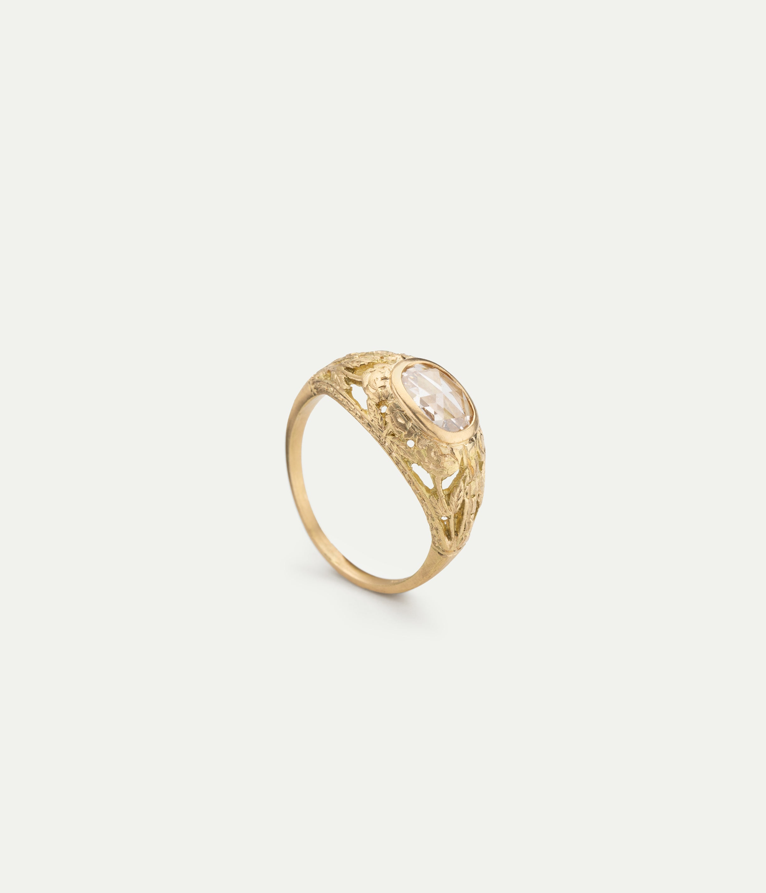 Antique yellow gold and diamond ring