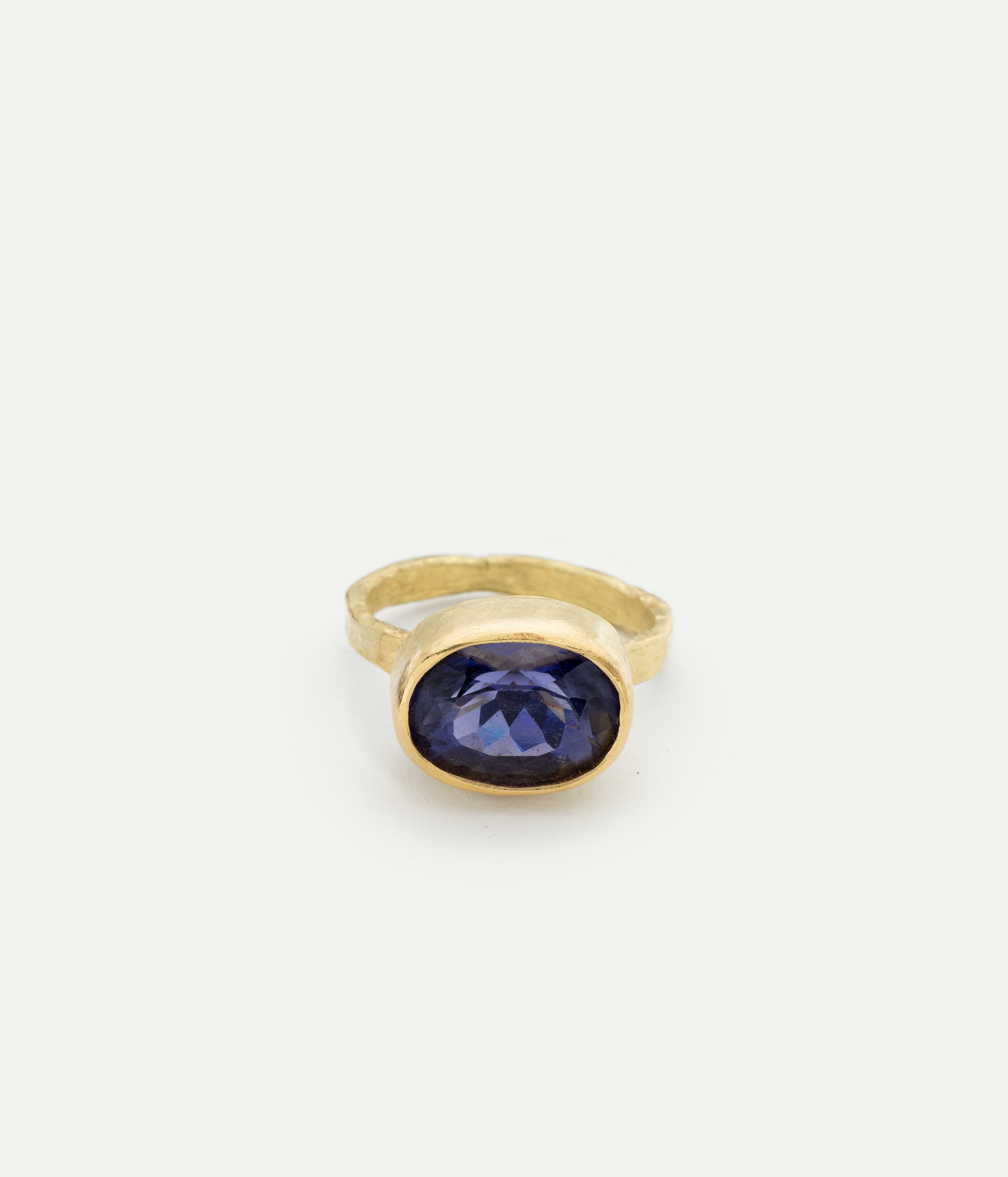 Bague Iolite